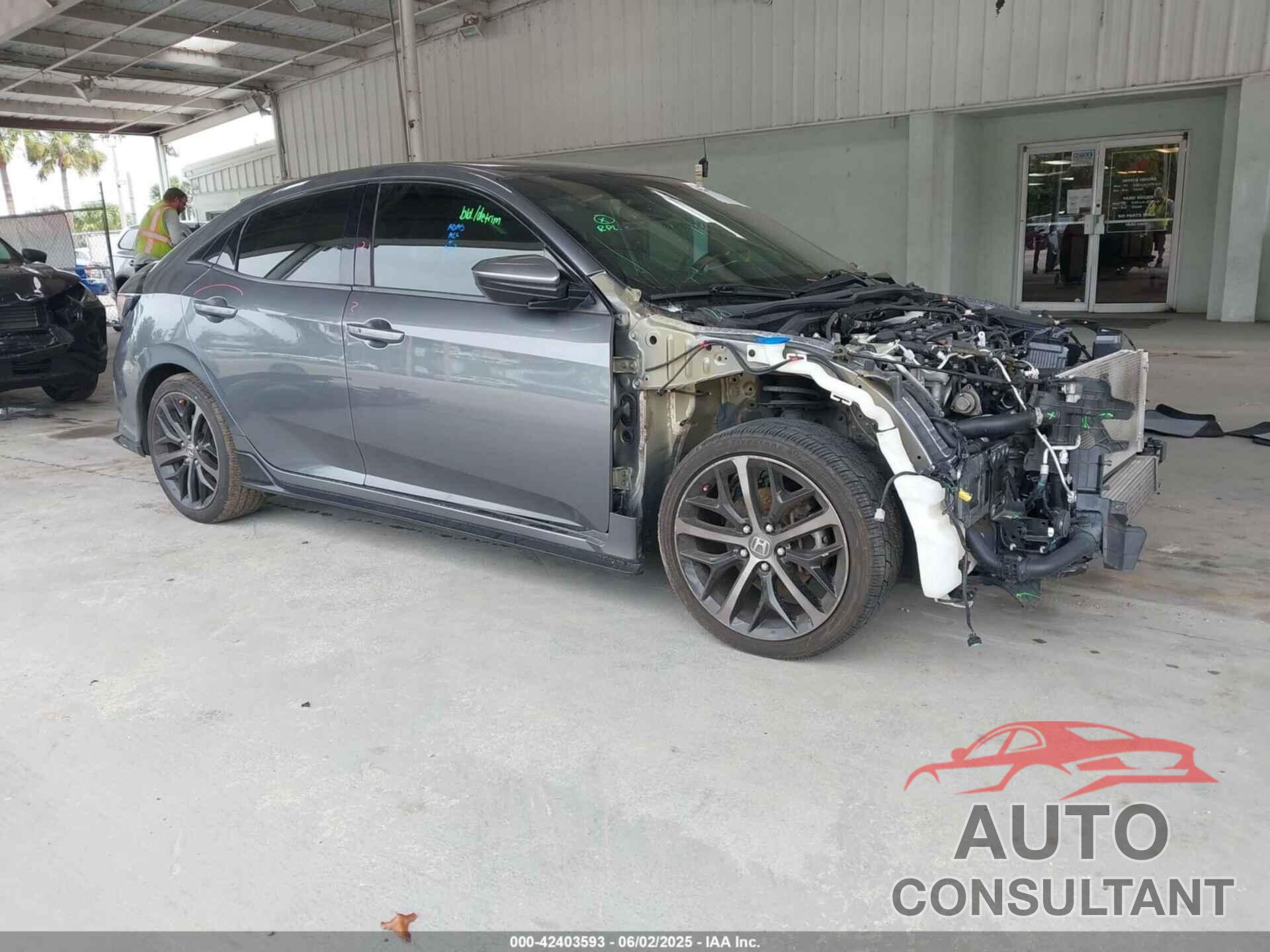 HONDA CIVIC 2020 - SHHFK7H48LU219068
