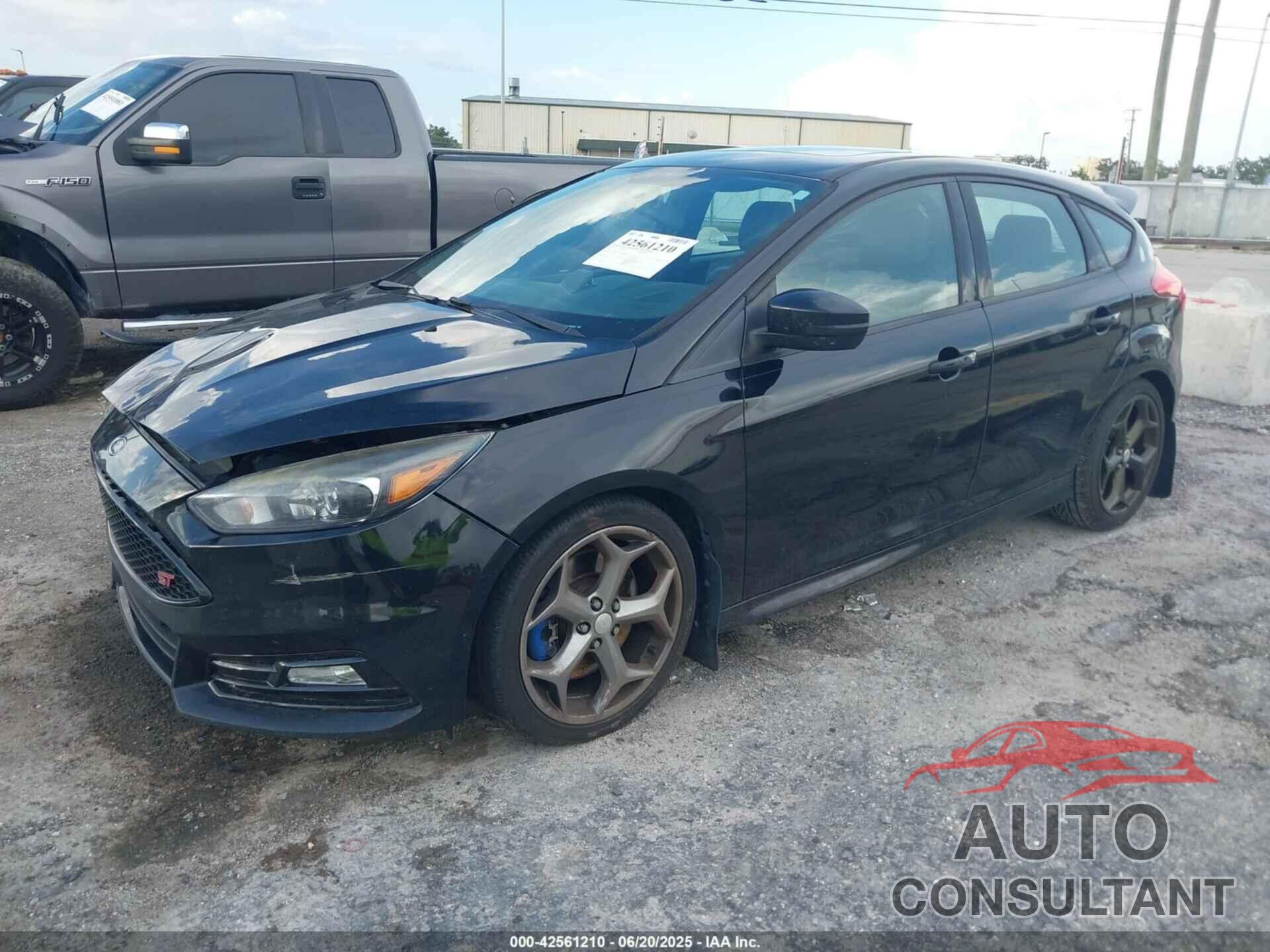 FORD FOCUS ST 2017 - 1FADP3L92HL234049