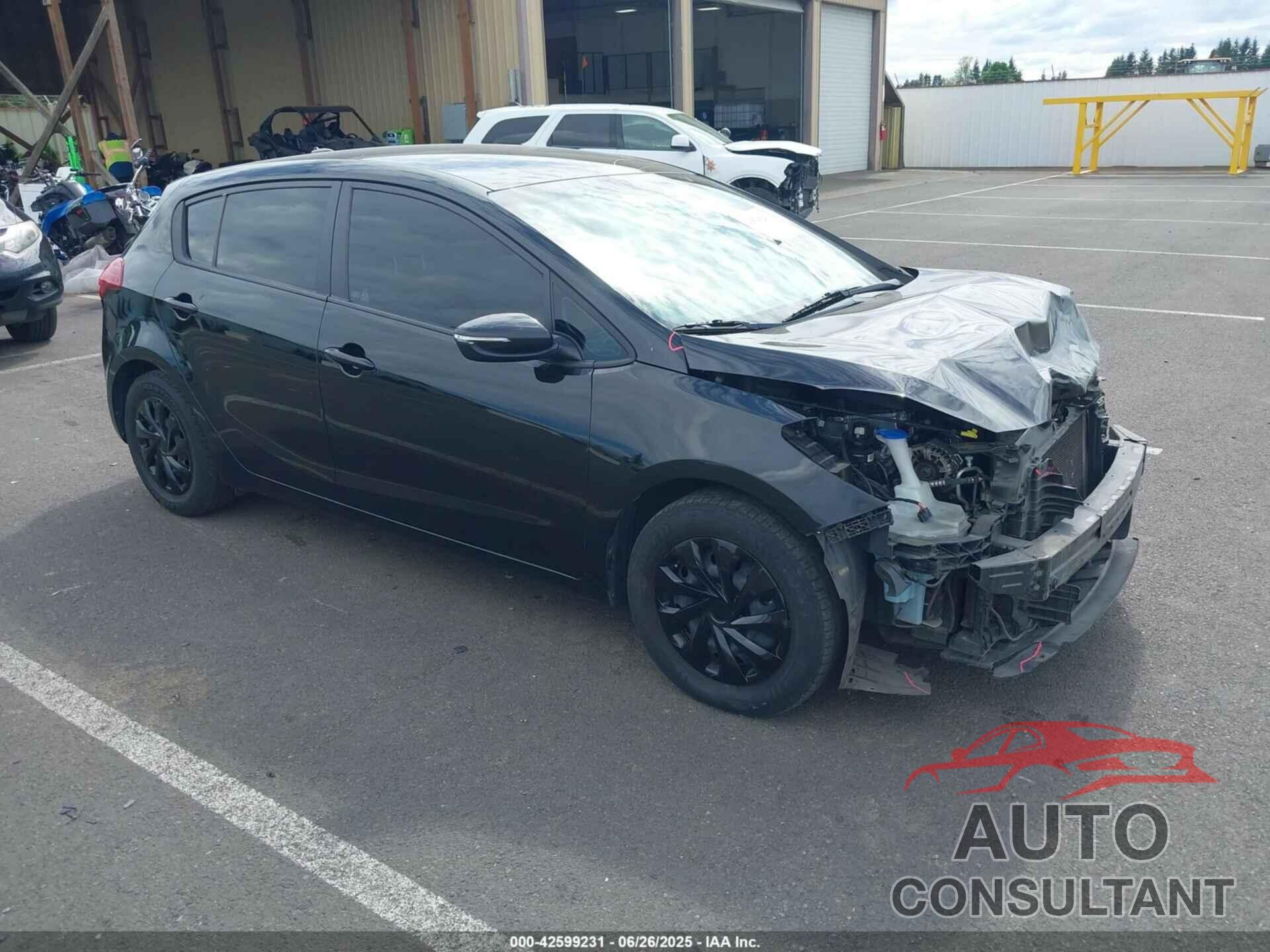 KIA FORTE 2018 - KNAFK5A82J5772782