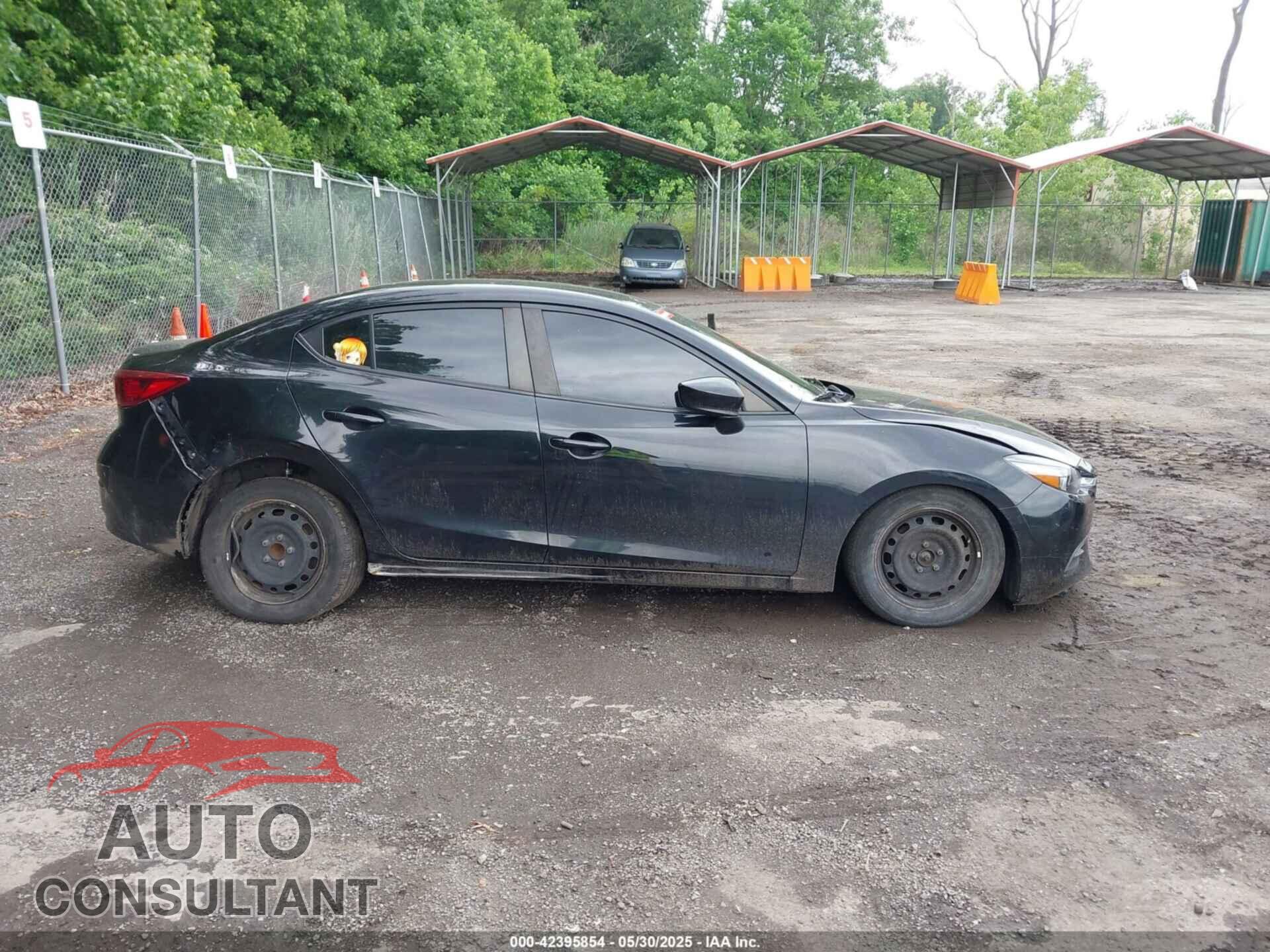 MAZDA MAZDA3 2017 - 3MZBN1U79HM102135