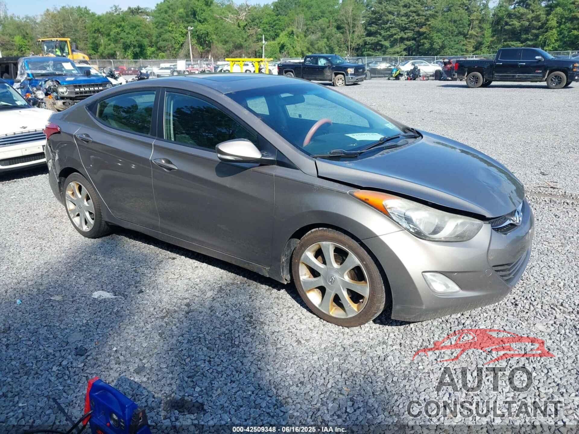 HYUNDAI ELANTRA 2011 - 5NPDH4AE7BH010896