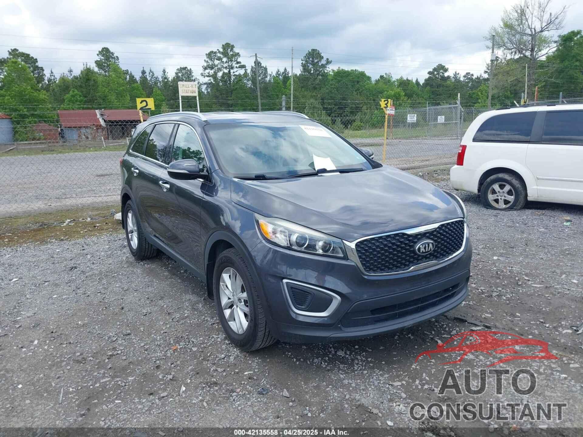 KIA SORENTO 2017 - 5XYPG4A3XHG264438