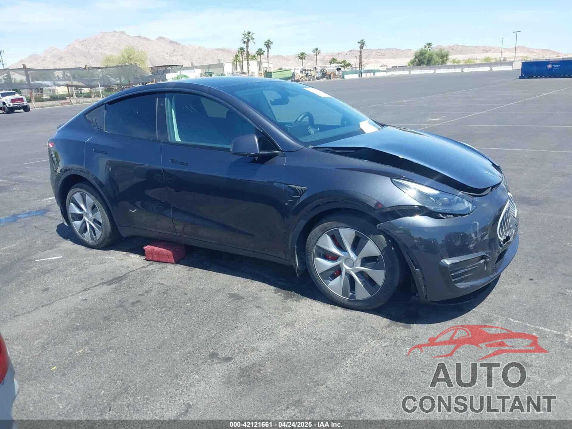 TESLA MODEL Y 2024 - 7SAYGDEE1RF067024