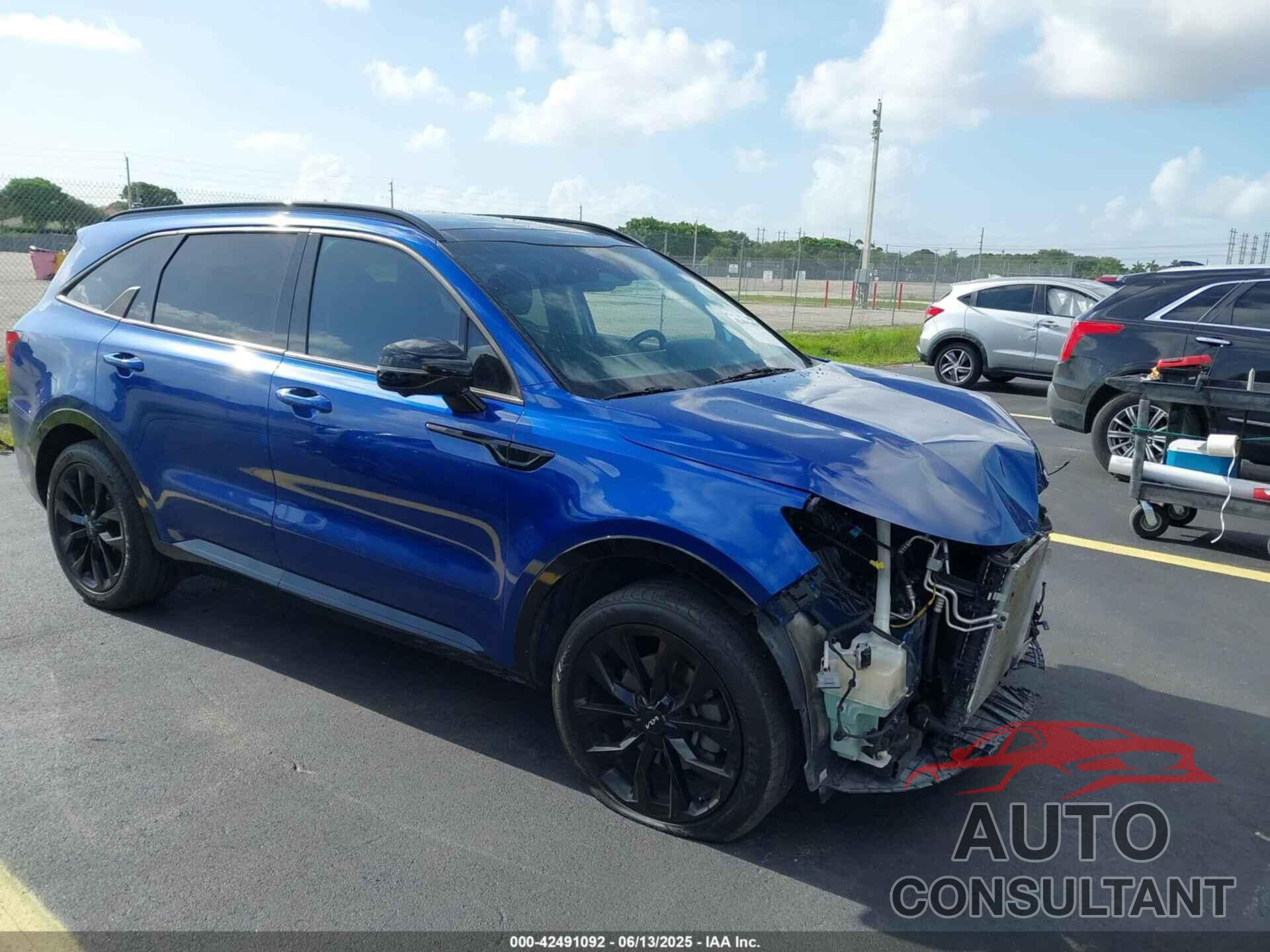 KIA SORENTO 2022 - 5XYRK4LF8NG089617