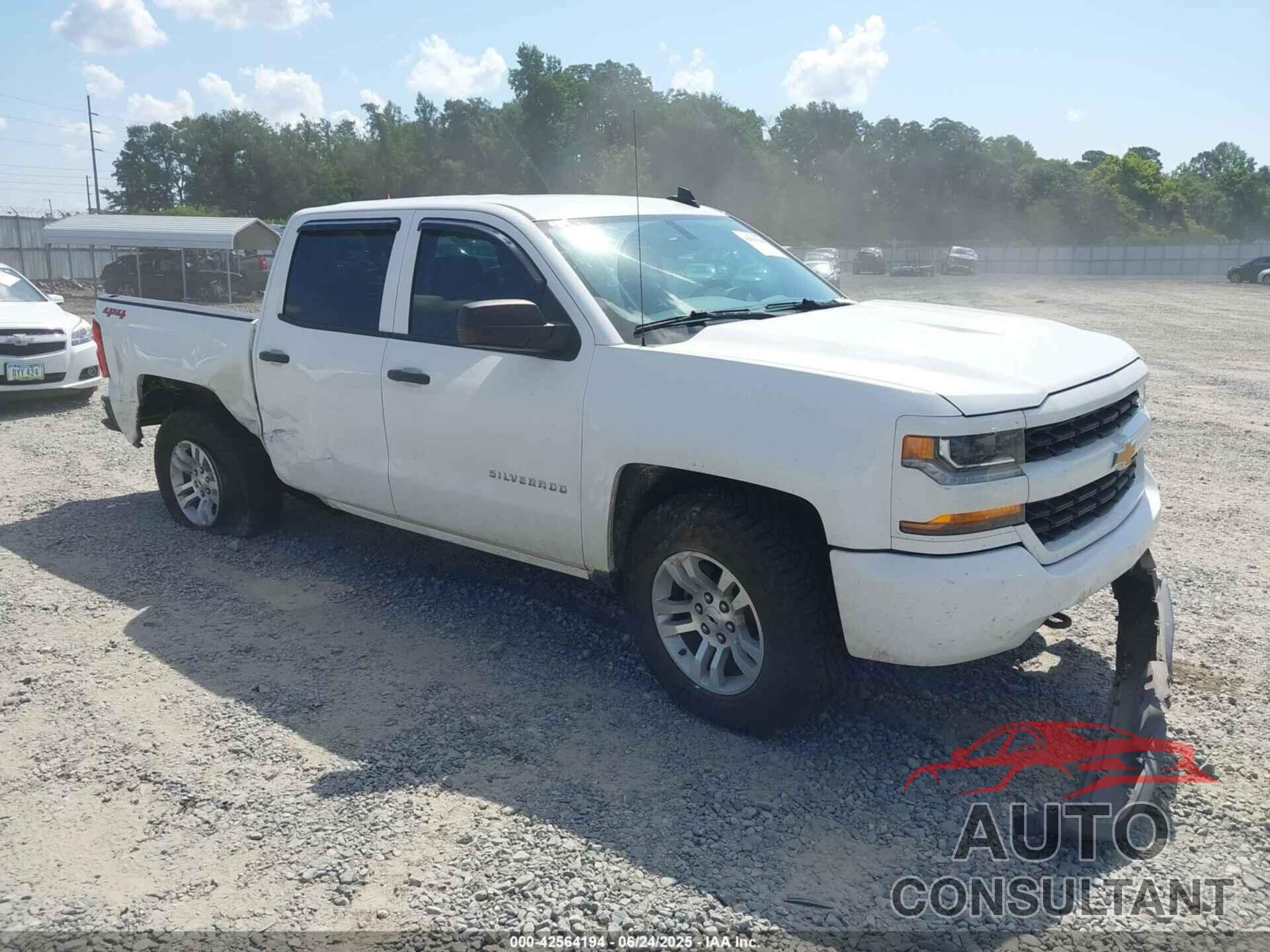 CHEVROLET SILVERADO 1500 2018 - 3GCUKPEC4JG391352