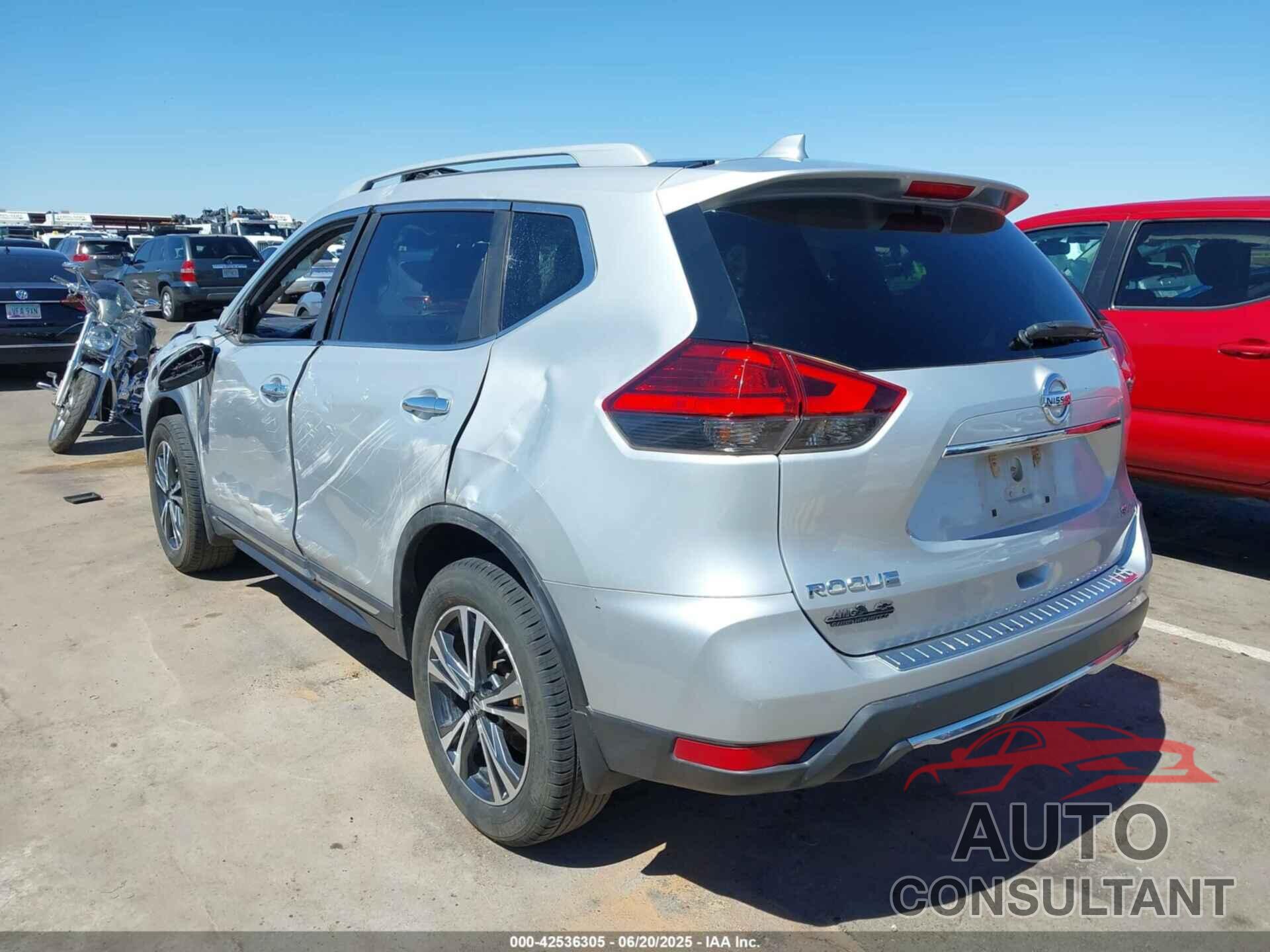 NISSAN ROGUE 2017 - 5N1AT2MVXHC881132