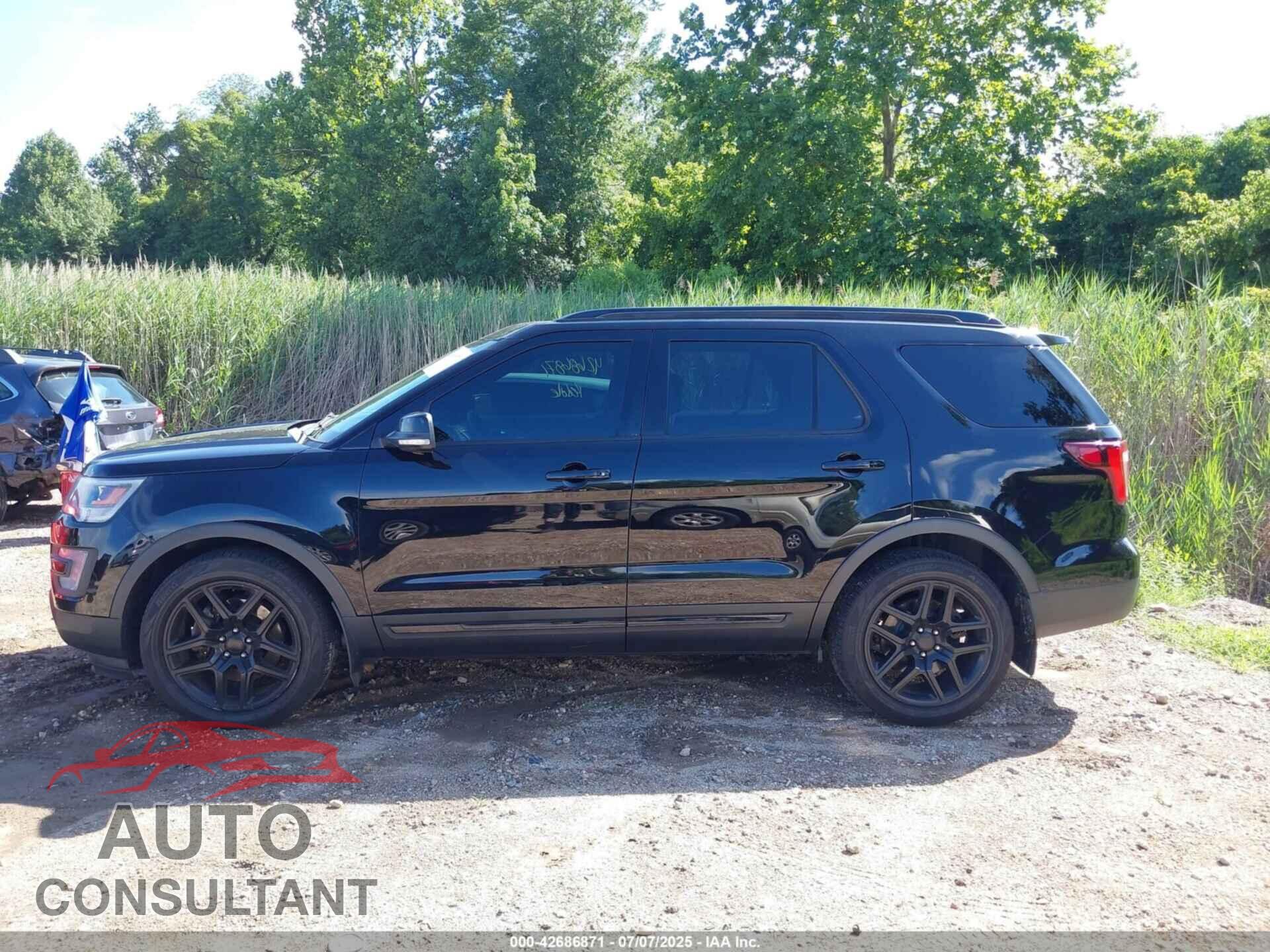 FORD EXPLORER 2017 - 1FM5K8GT7HGE08945