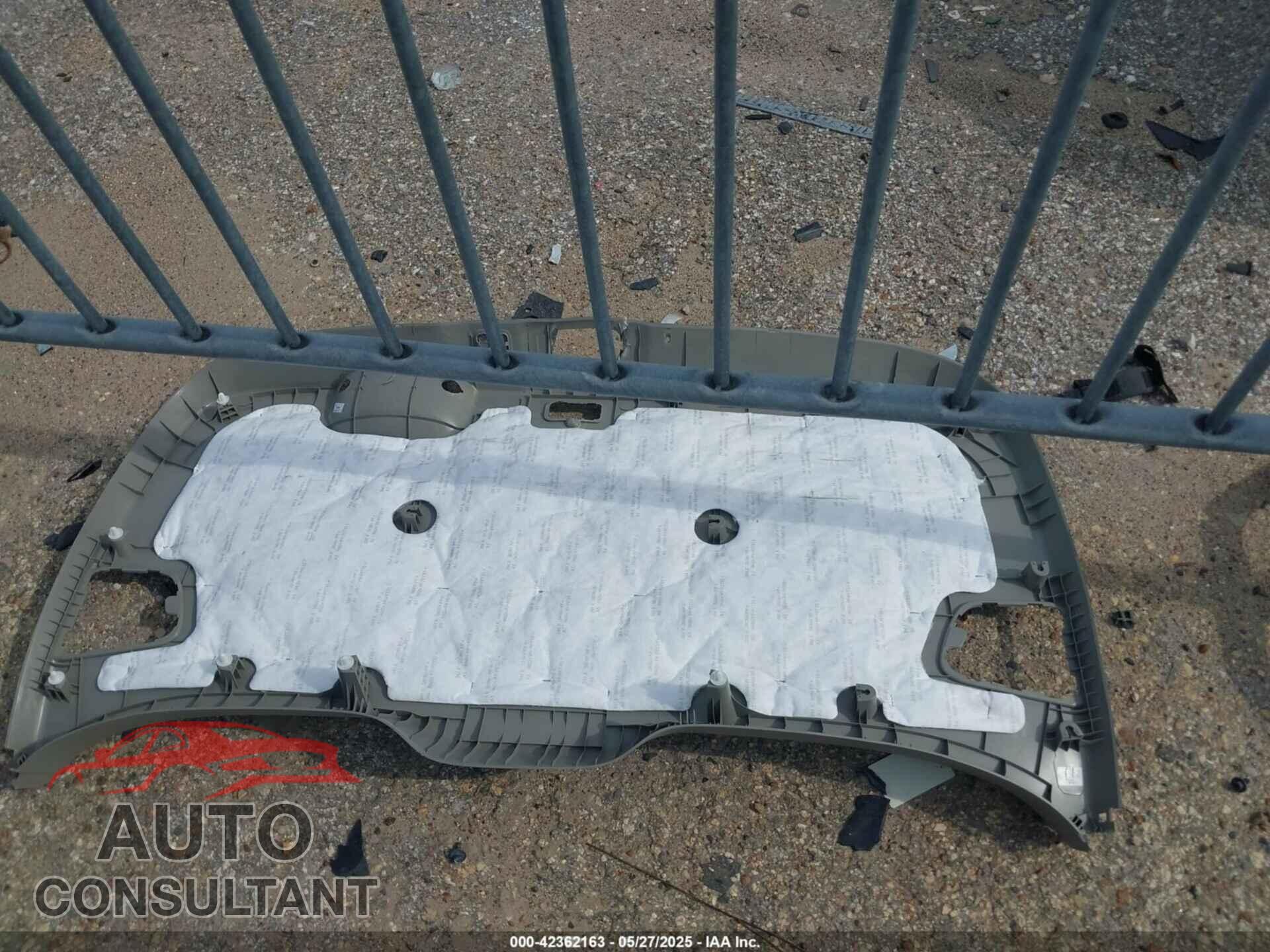 HONDA CIVIC 2012 - 2HGFB2F52CH585524