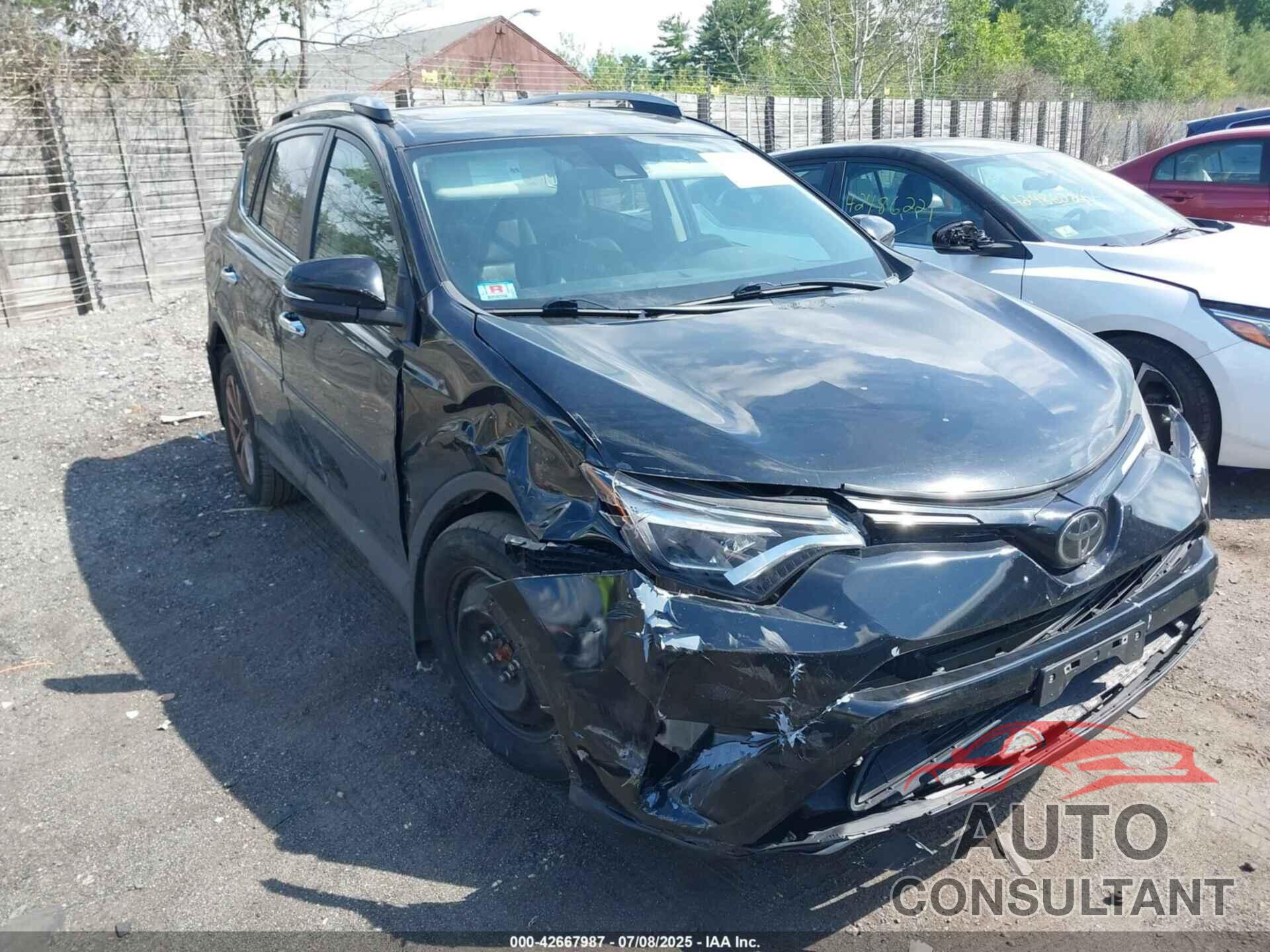 TOYOTA RAV4 2018 - 2T3DFREV5JW815171