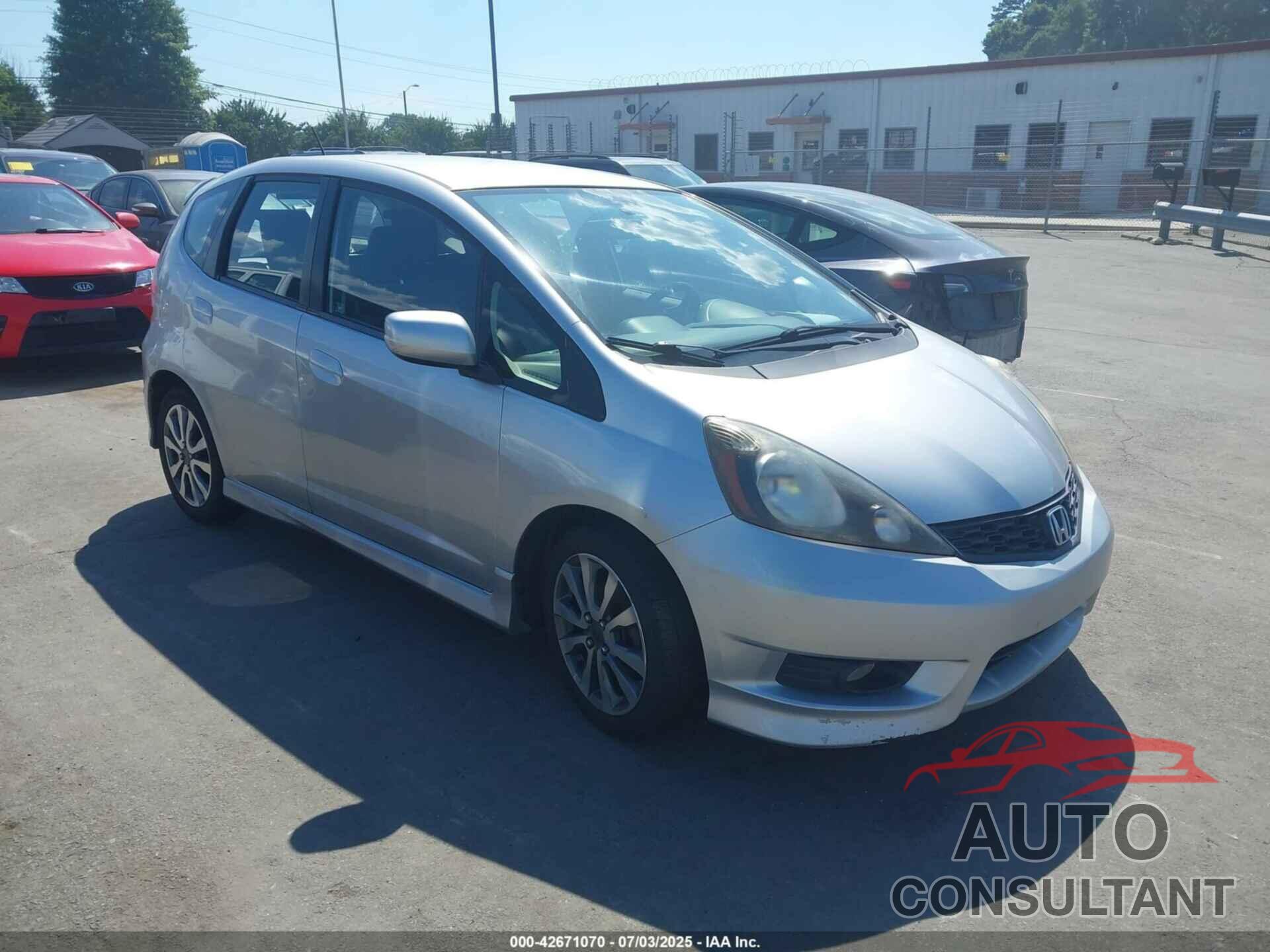 HONDA FIT 2012 - JHMGE8H54CC005900