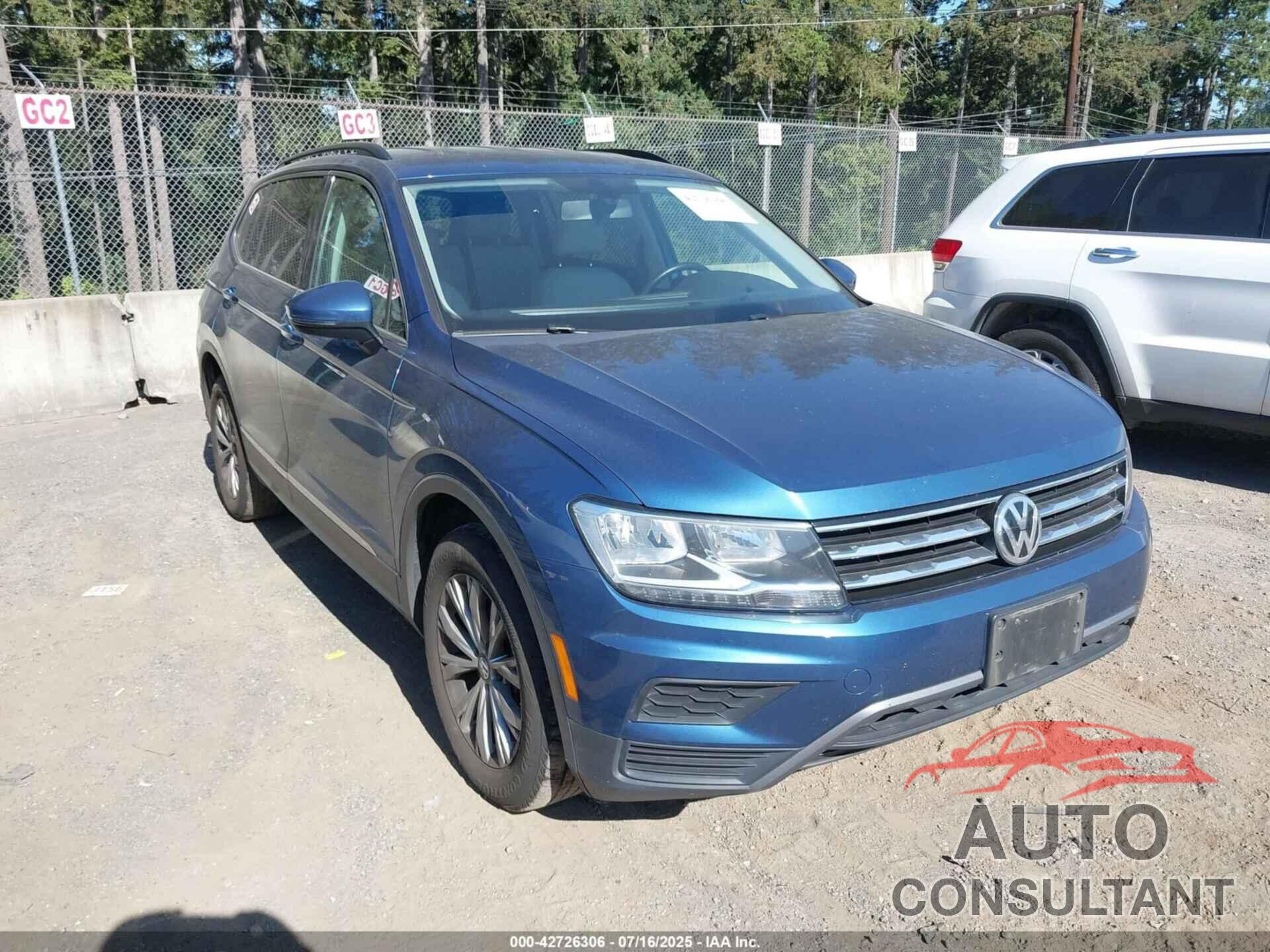 VOLKSWAGEN TIGUAN 2018 - 3VV2B7AX0JM084232
