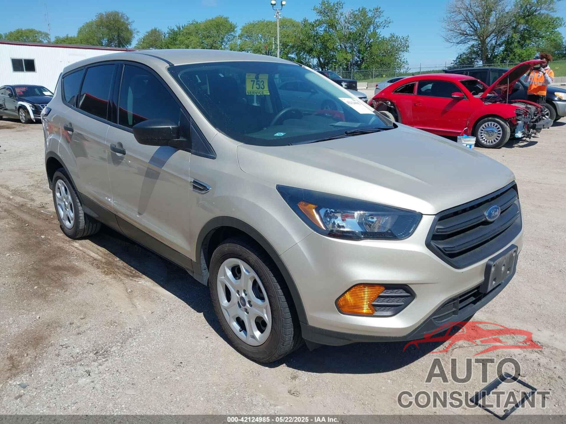 FORD ESCAPE 2018 - 1FMCU0F70JUC77503