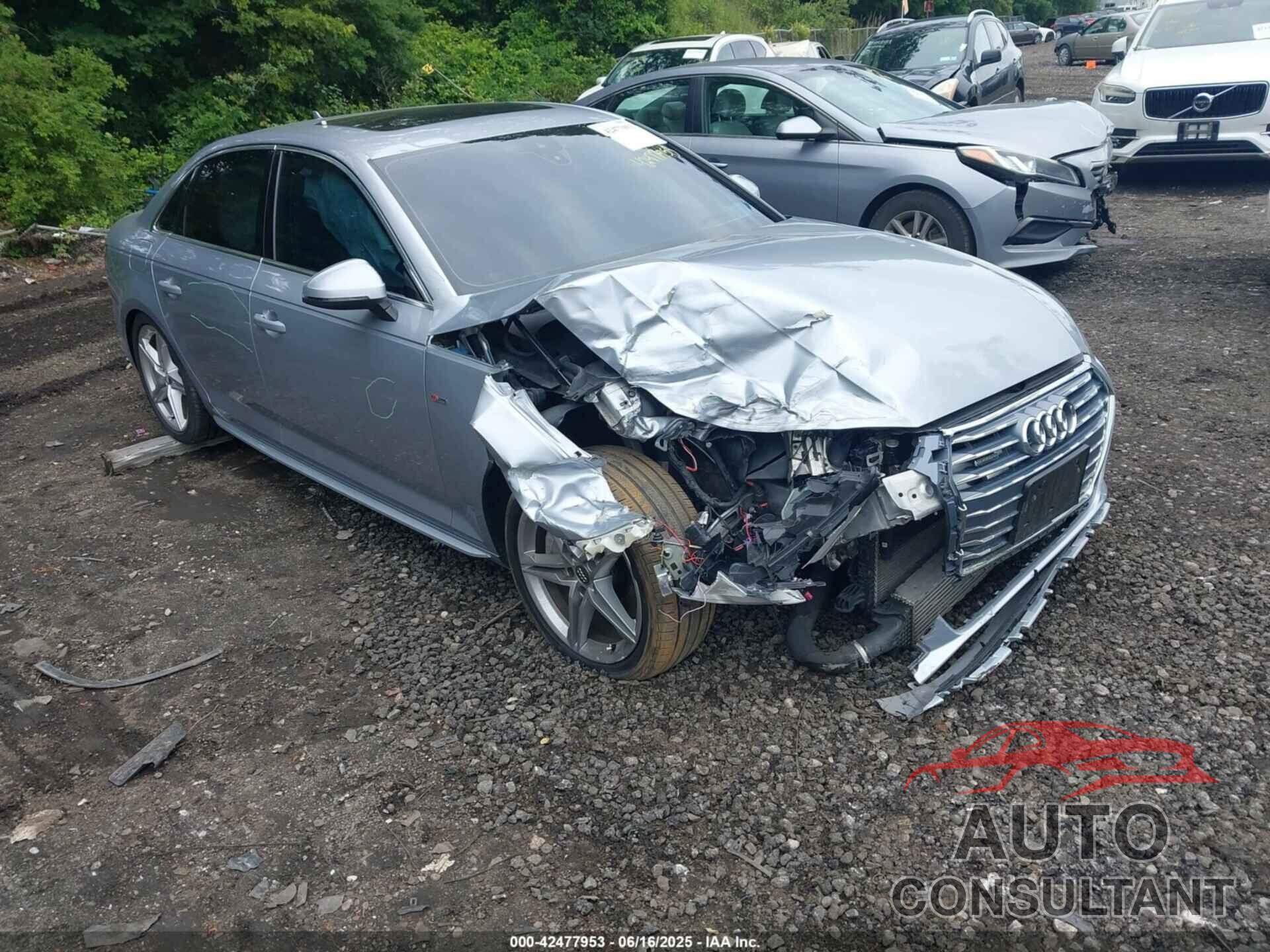 AUDI A4 2019 - WAUDNAF46KN011574