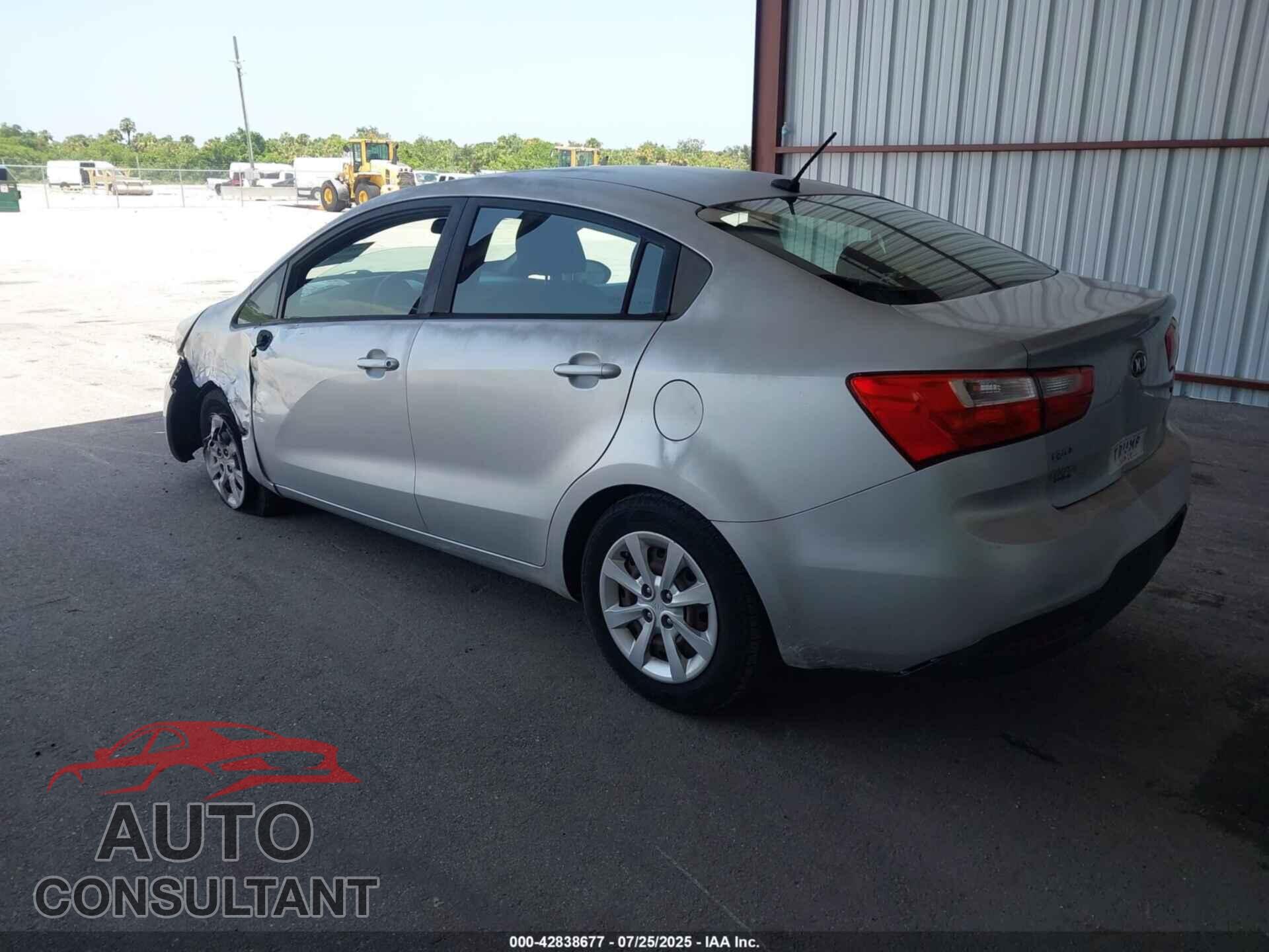 KIA RIO 2014 - KNADM4A35E6385417