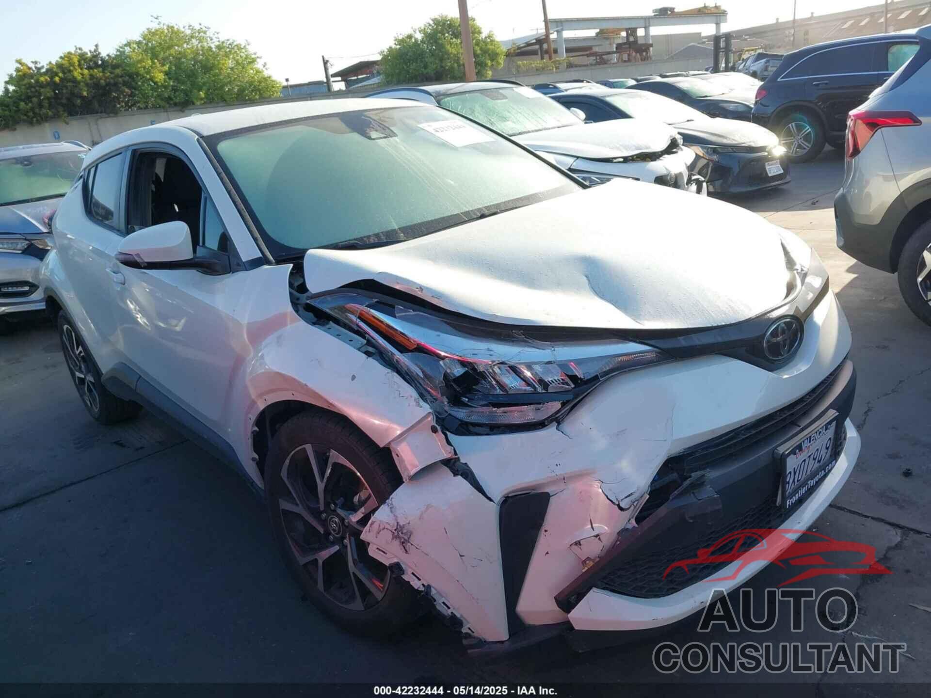 TOYOTA C-HR 2021 - JTNKHMBX4M1126585