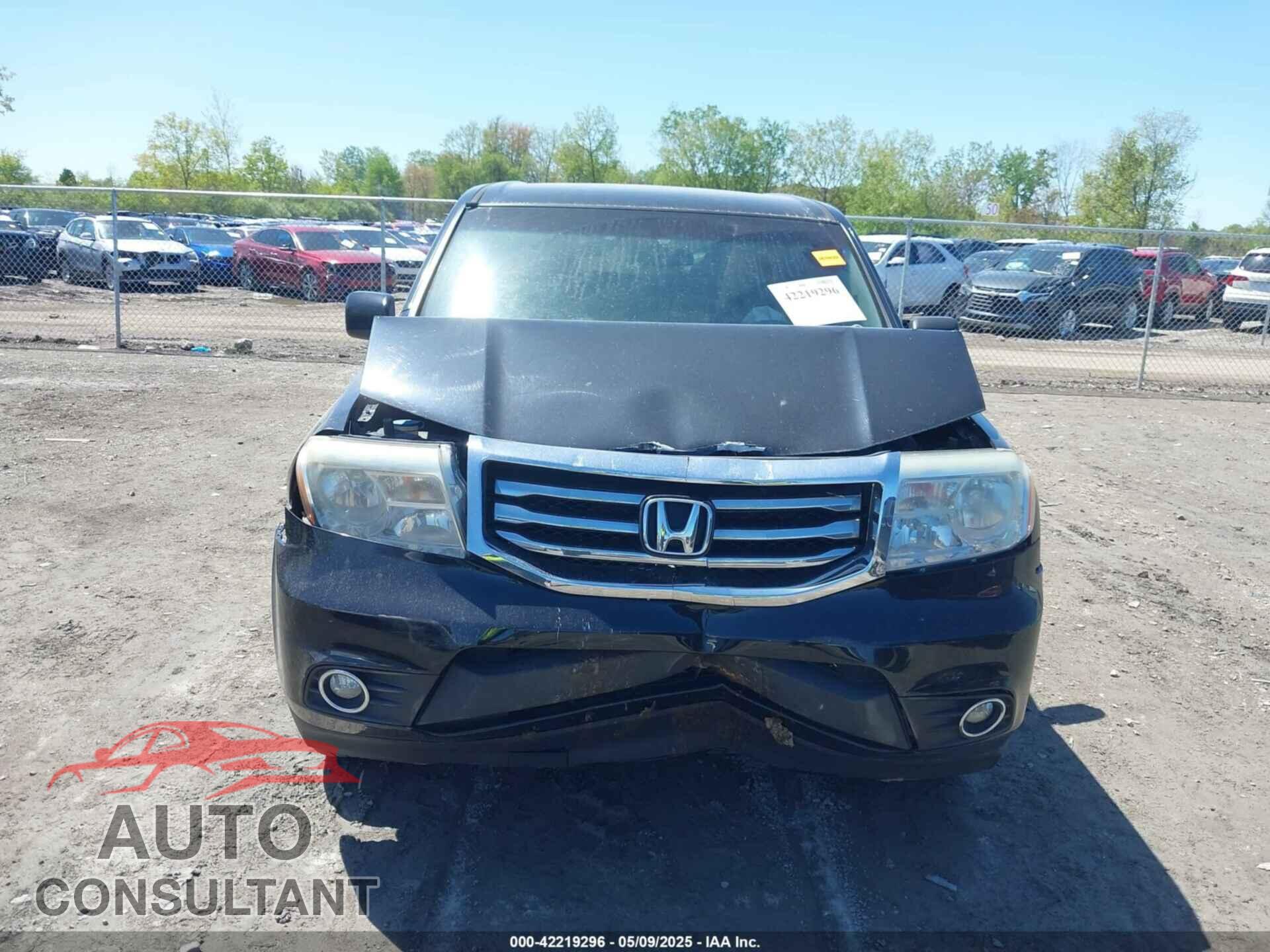 HONDA PILOT 2012 - 5FNYF4H45CB006236