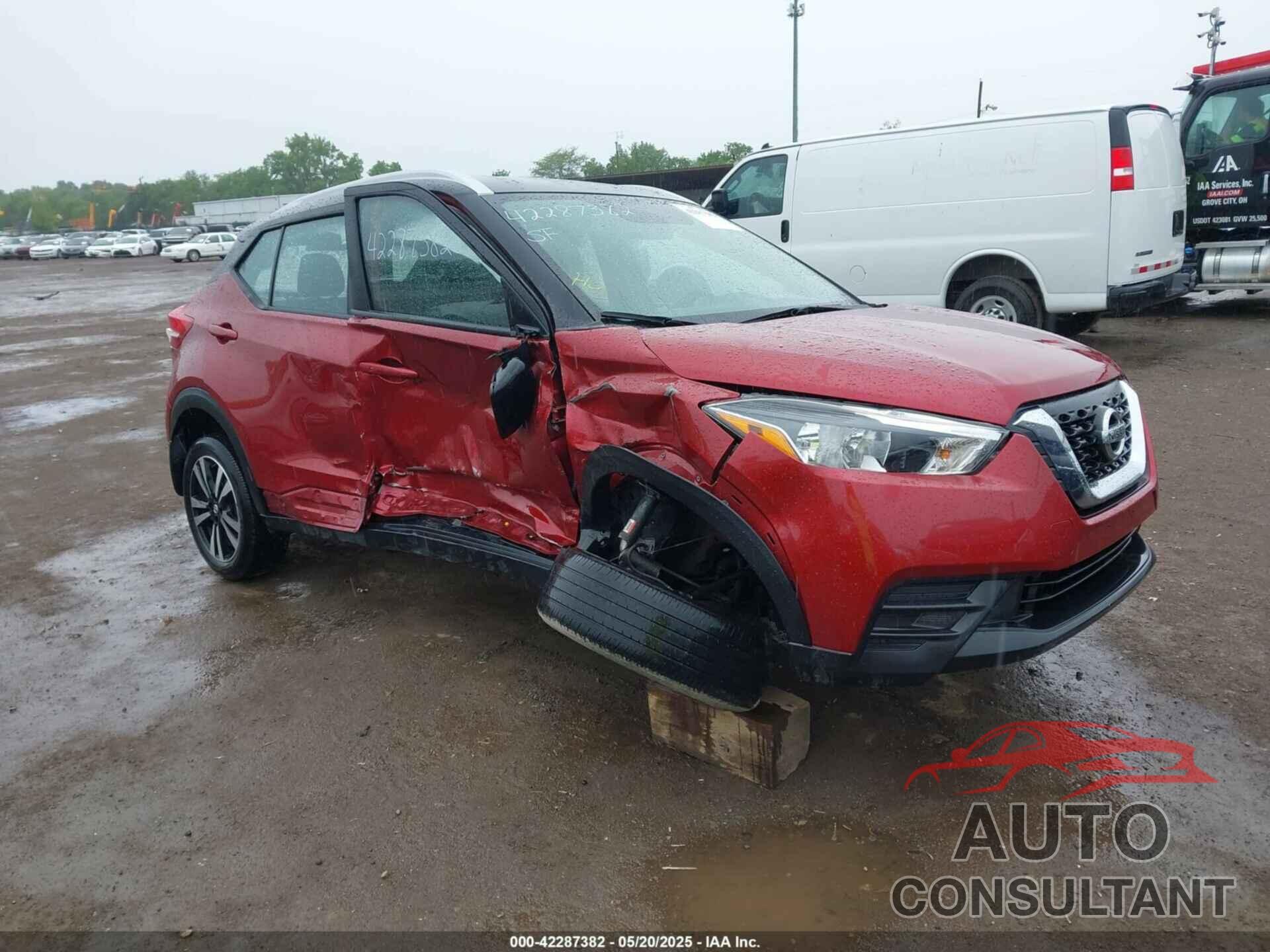 NISSAN KICKS 2018 - 3N1CP5CU7JL501916