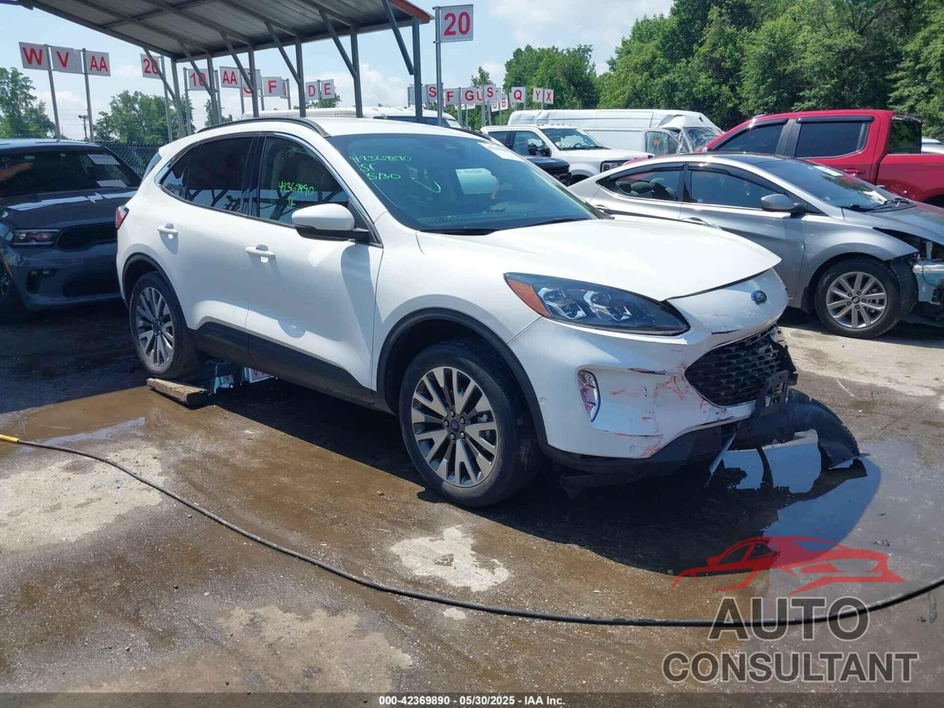 FORD ESCAPE 2020 - 1FMCU9J90LUA39747