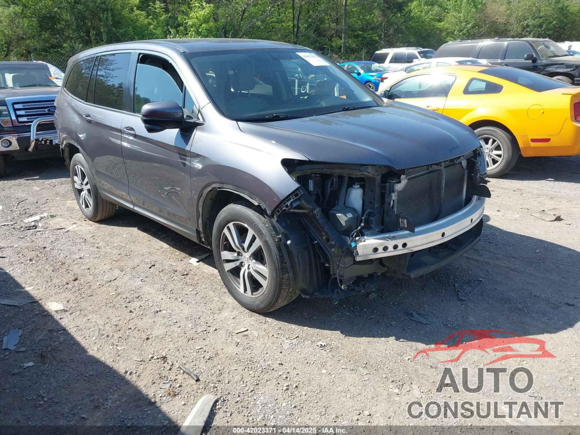 HONDA PILOT 2017 - 5FNYF5H38HB047741