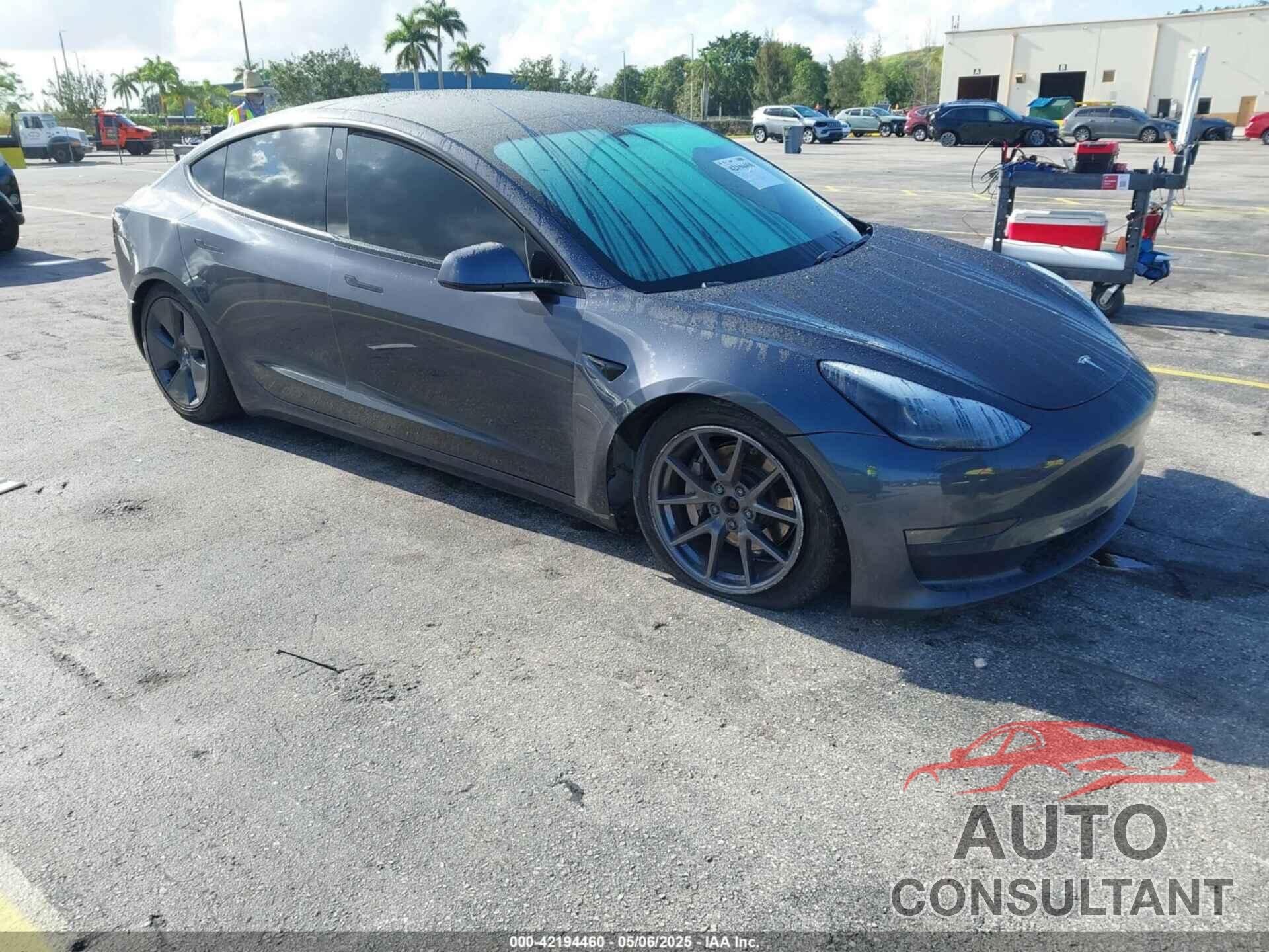 TESLA MODEL 3 2021 - 5YJ3E1EB7MF030117