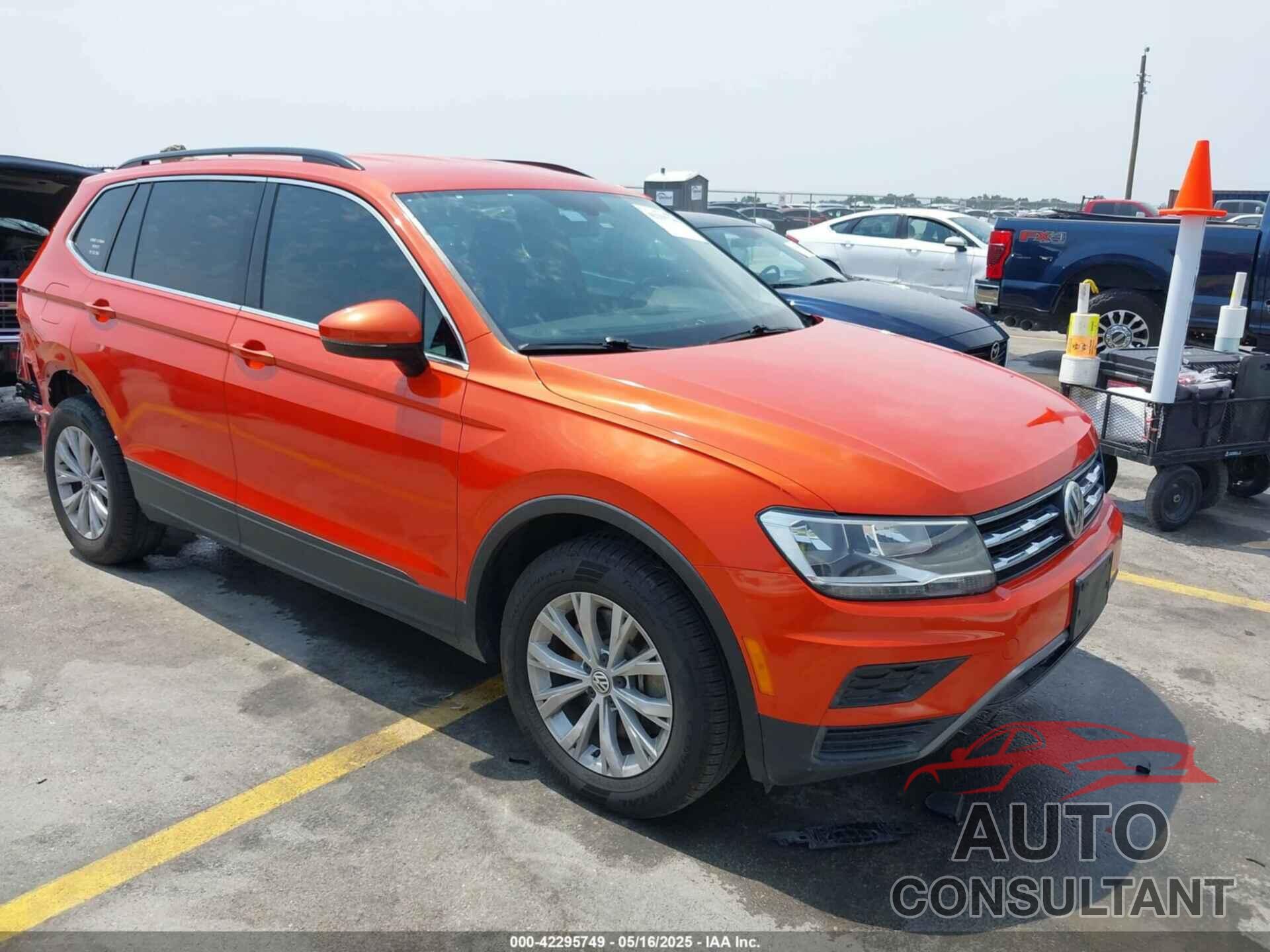 VOLKSWAGEN TIGUAN 2019 - 3VV3B7AX4KM045617