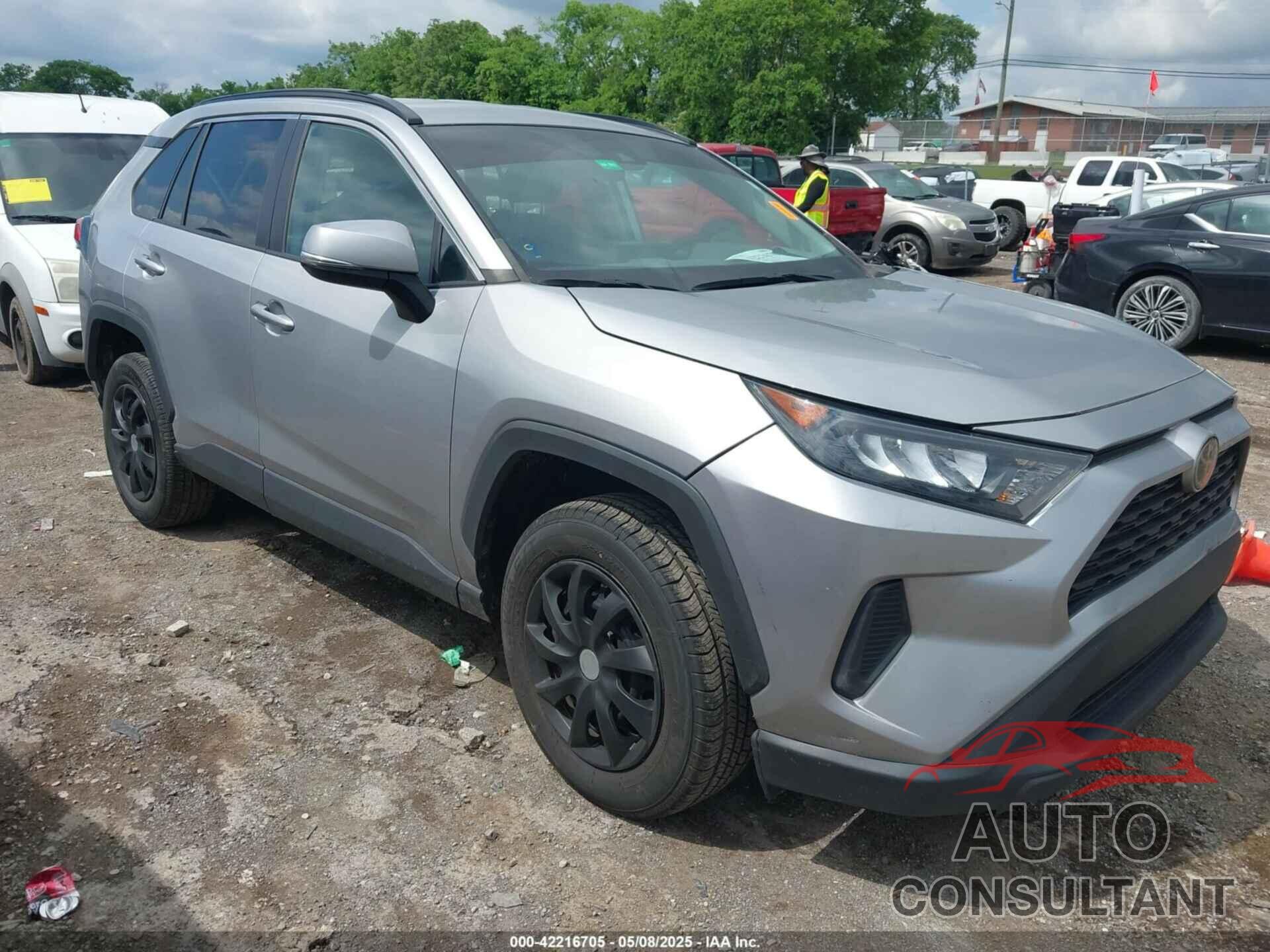TOYOTA RAV4 2020 - 2T3K1RFV8LC064253