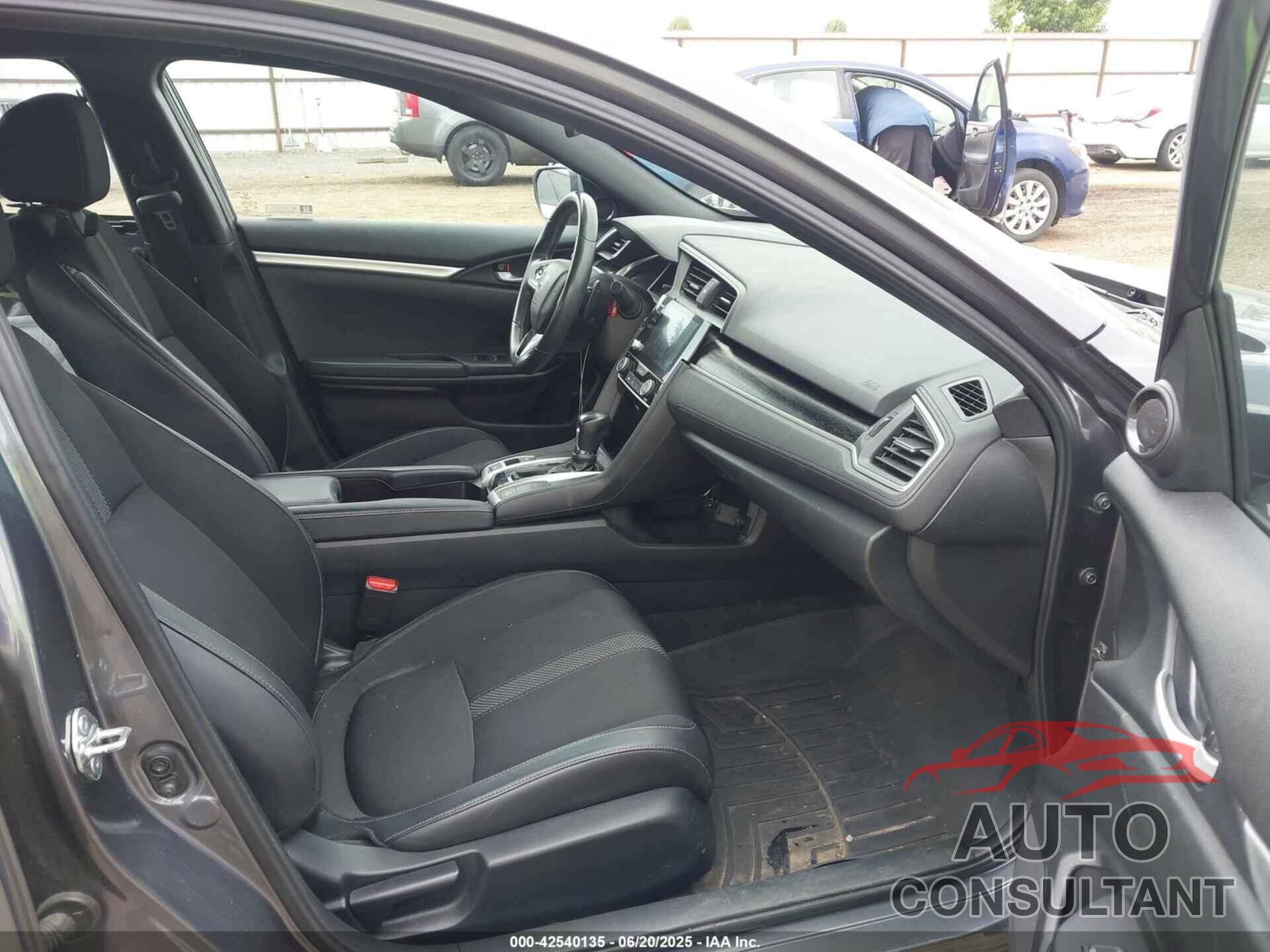HONDA CIVIC 2019 - 2HGFC2F89KH500846