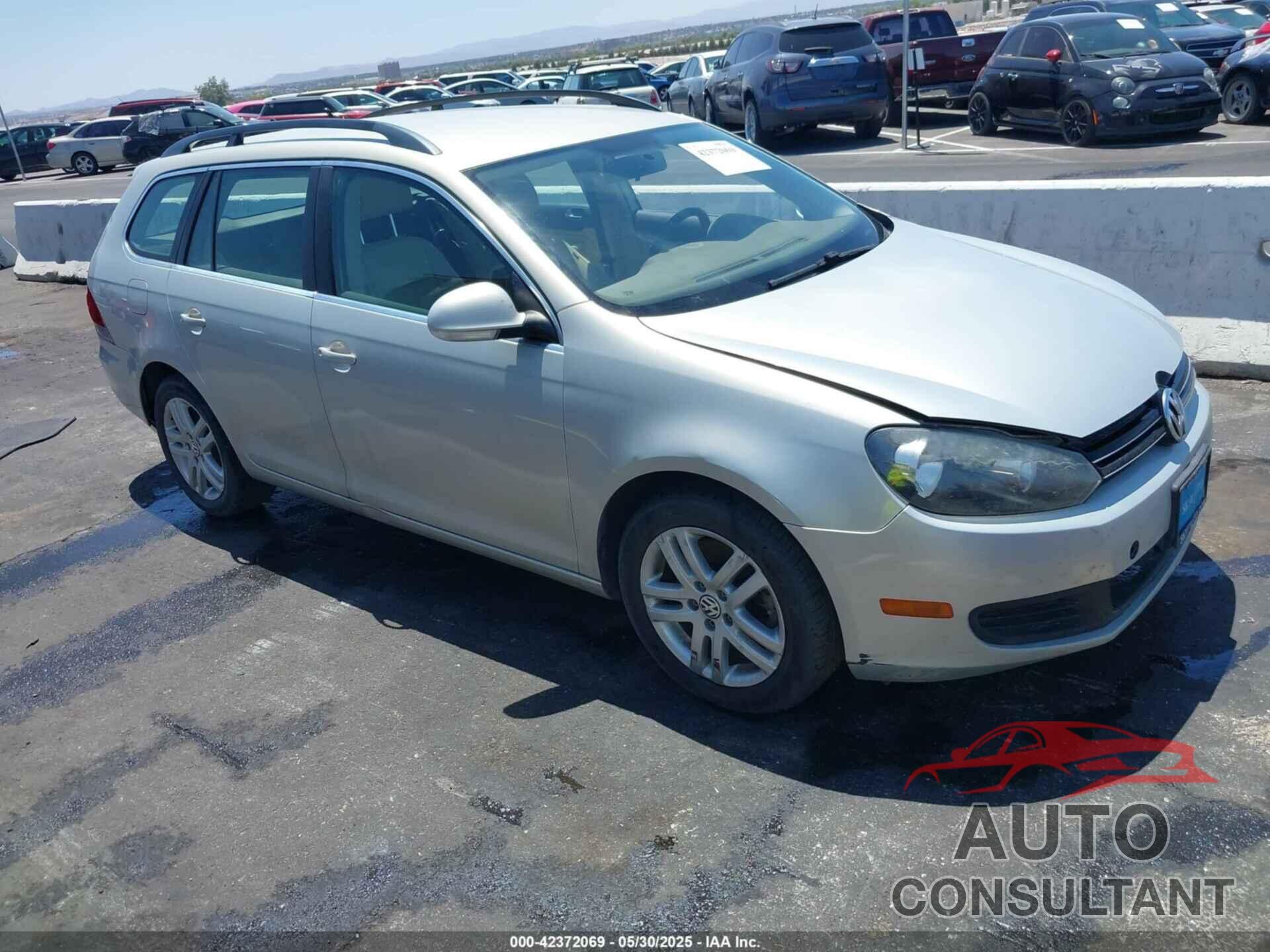 VOLKSWAGEN JETTA SPORTWAGEN 2011 - 3VWPL8AJ2BM678547
