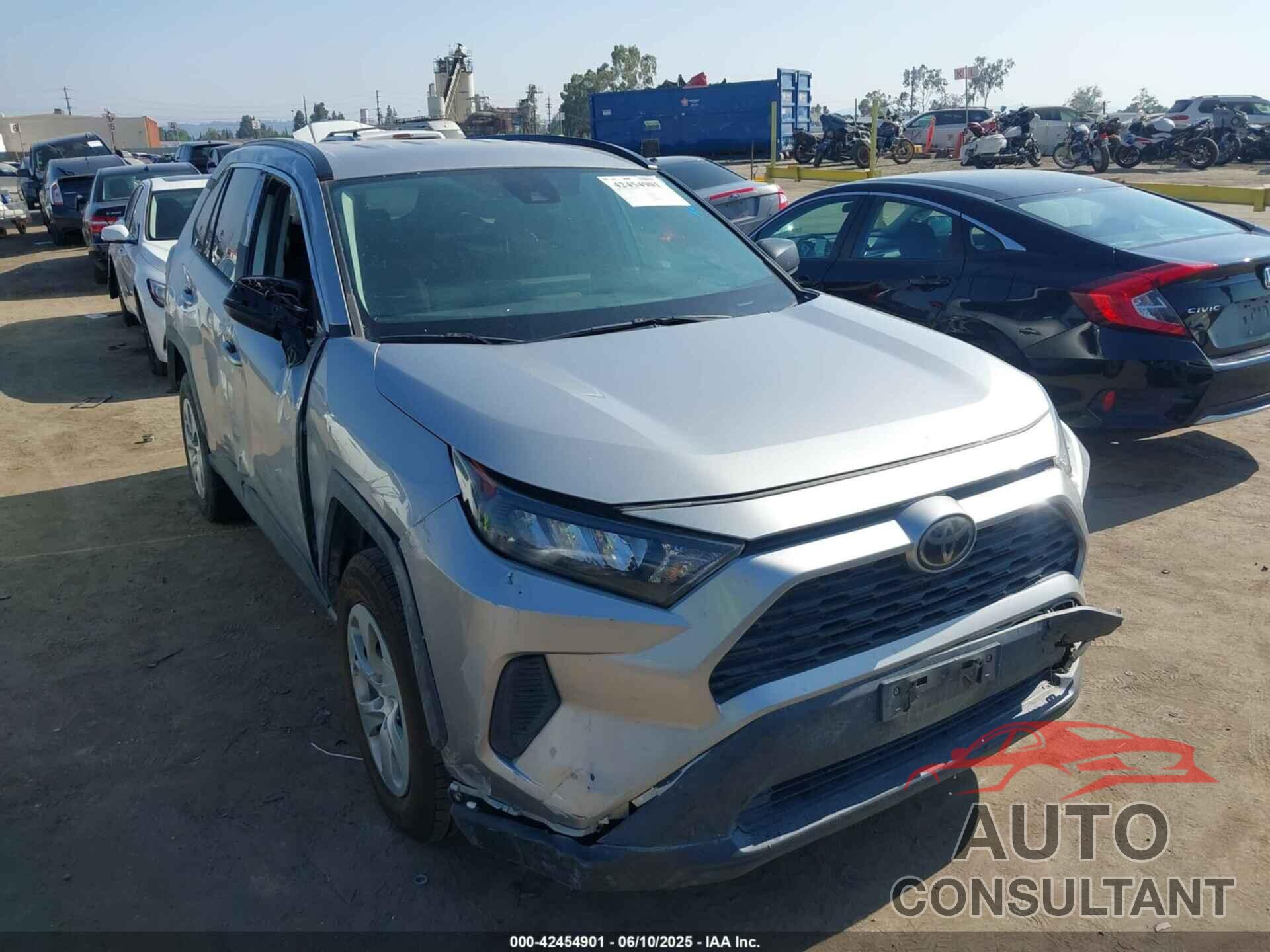 TOYOTA RAV4 2019 - 2T3H1RFV4KC012255