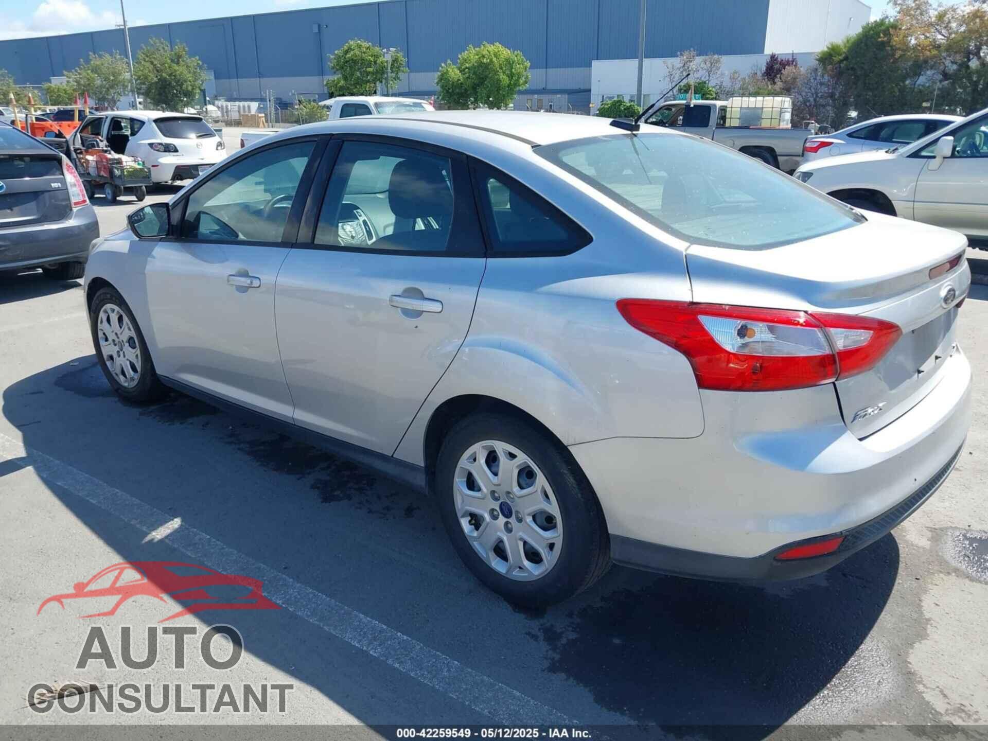 FORD FOCUS 2012 - 1FAHP3F24CL398041