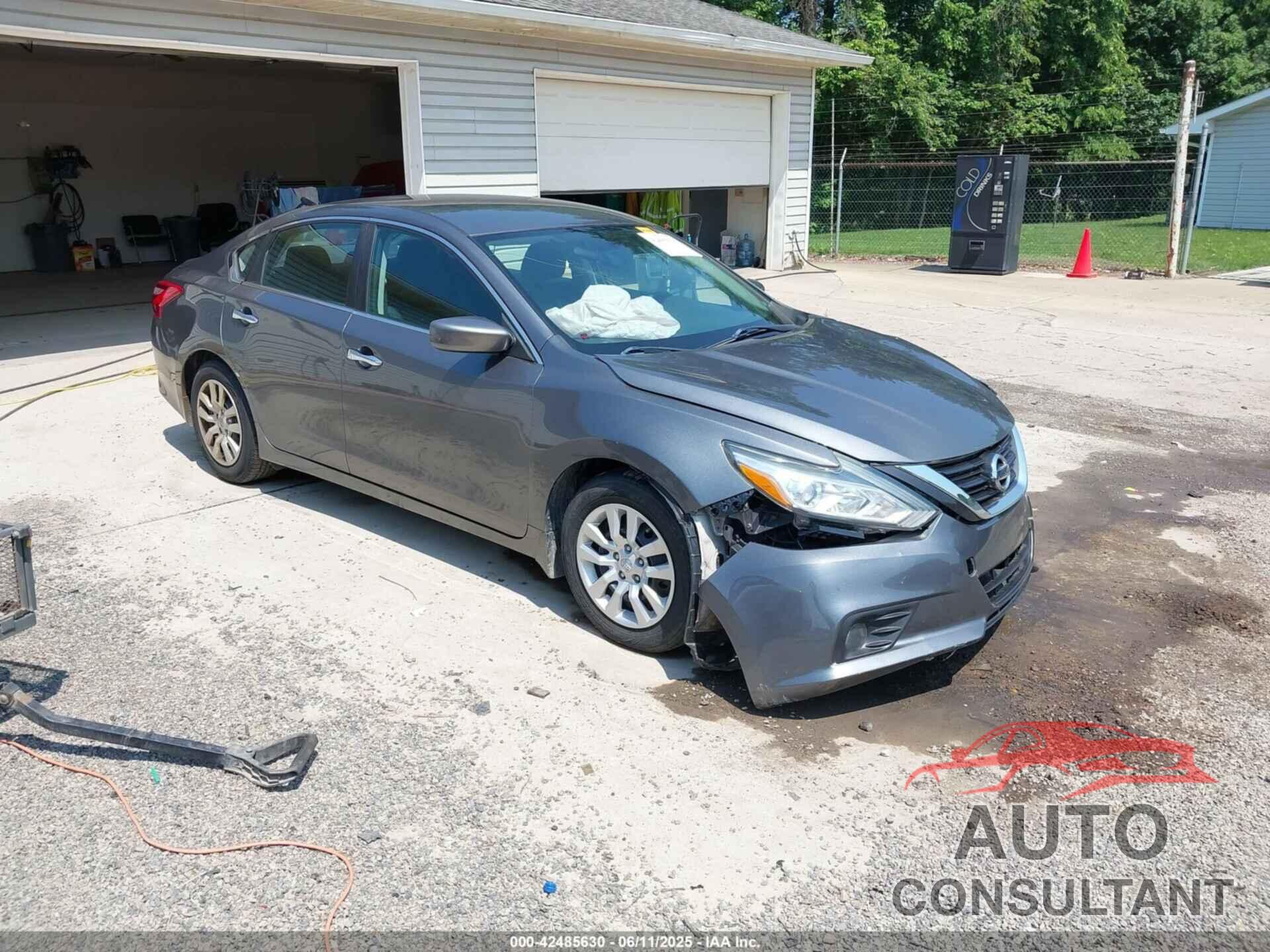 NISSAN ALTIMA 2017 - 1N4AL3AP2HC284580