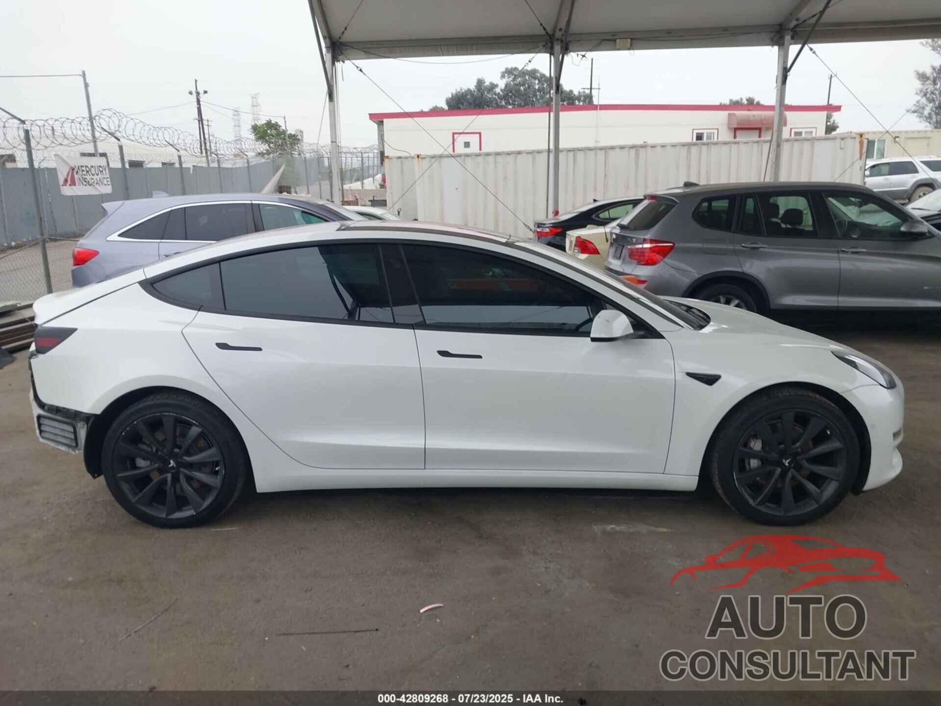 TESLA MODEL 3 2018 - 5YJ3E1EA1JF050138