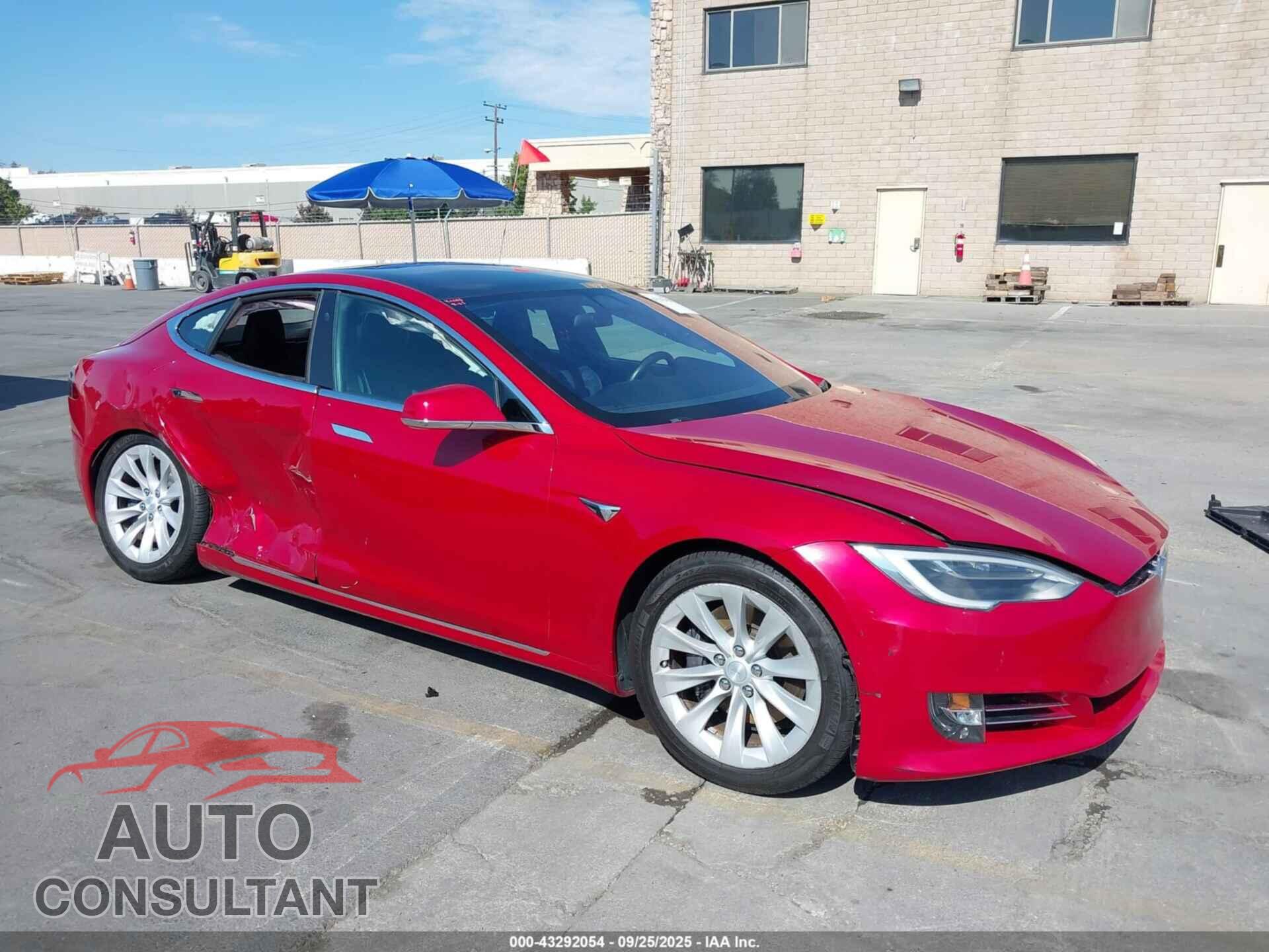 TESLA MODEL S 2018 - 5YJSA1E21JF257709