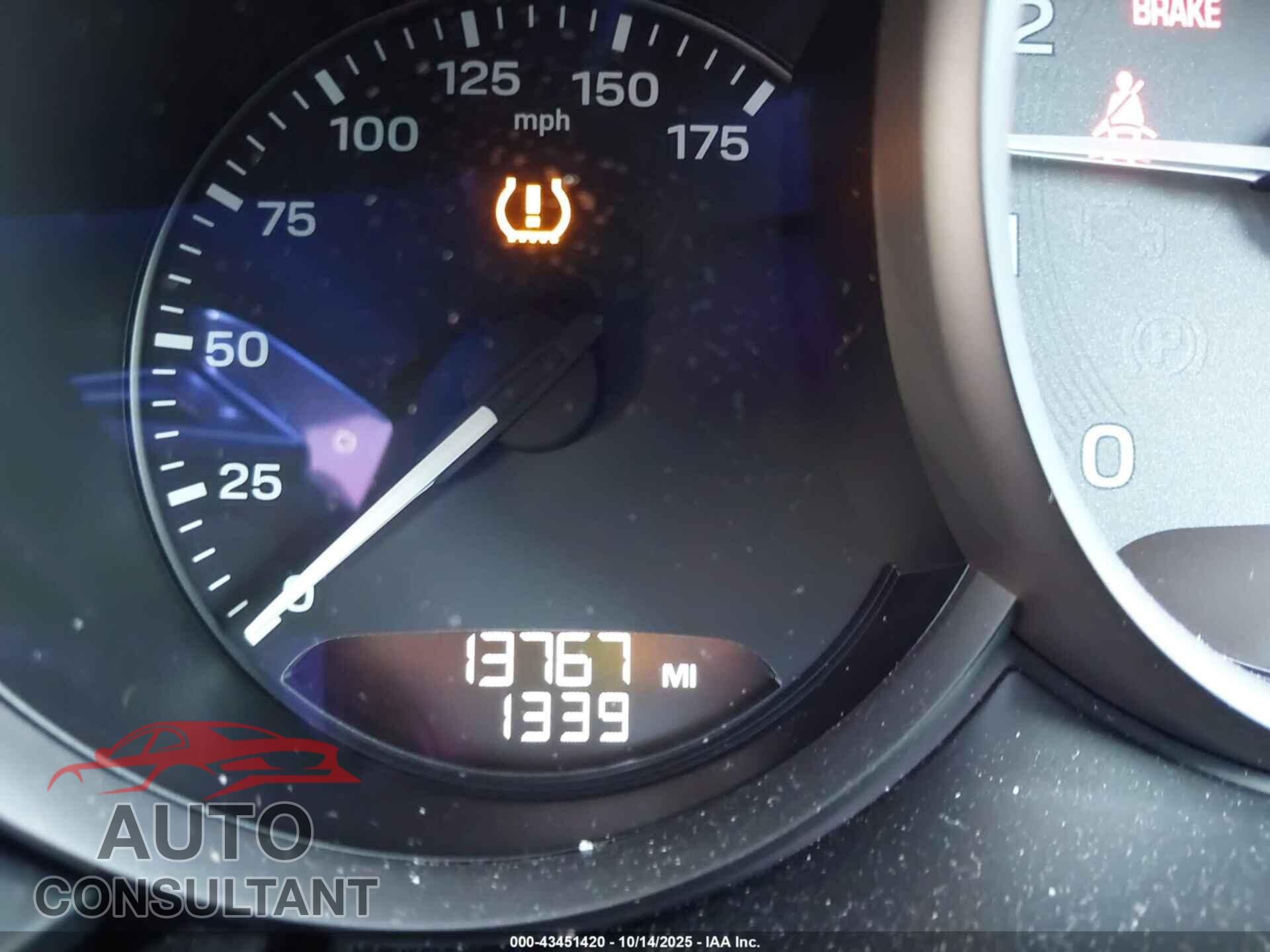 PORSCHE MACAN 2022 - WP1AG2A55NLB24159