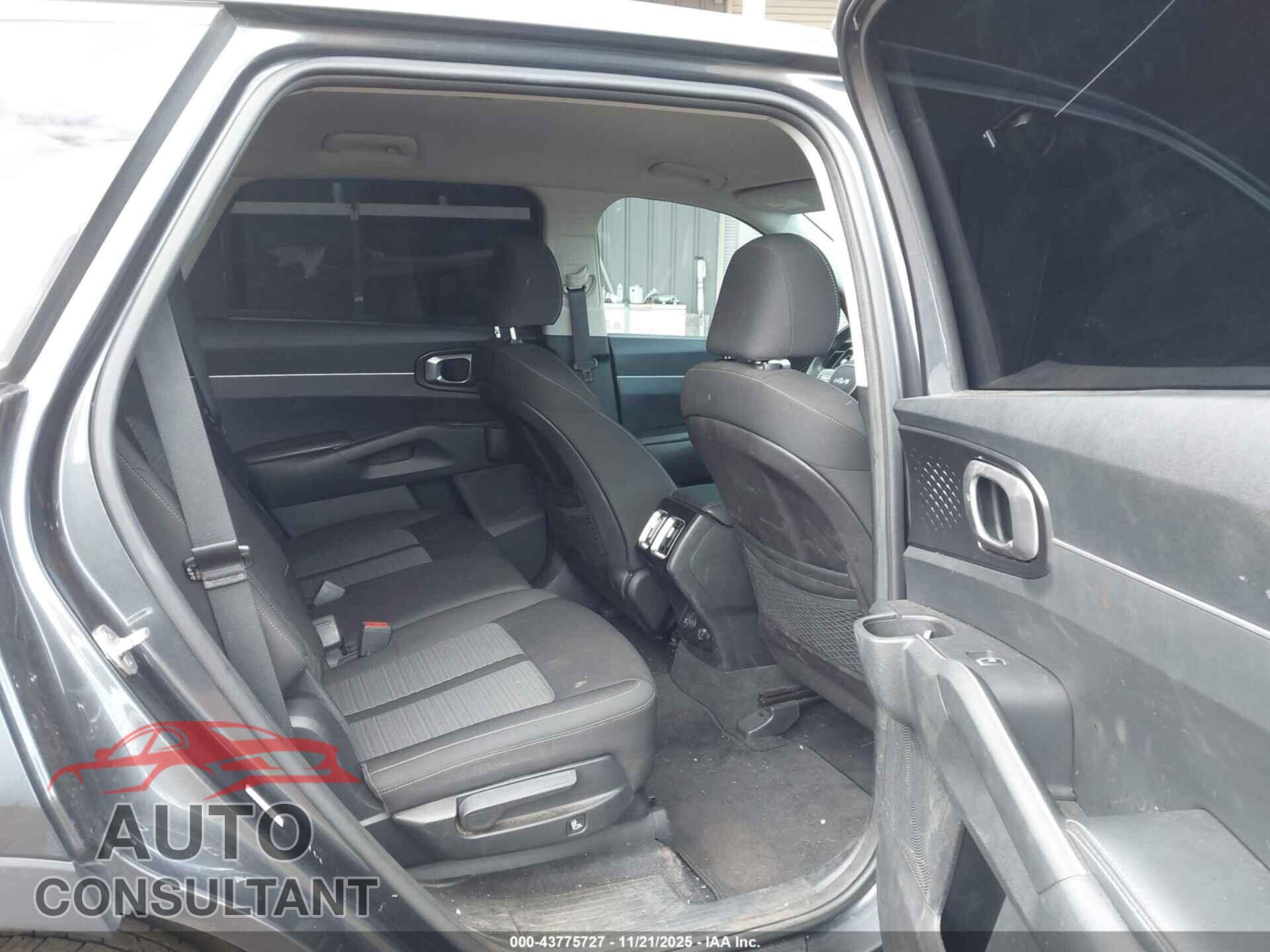 KIA SORENTO 2022 - 5XYRG4LC7NG094024