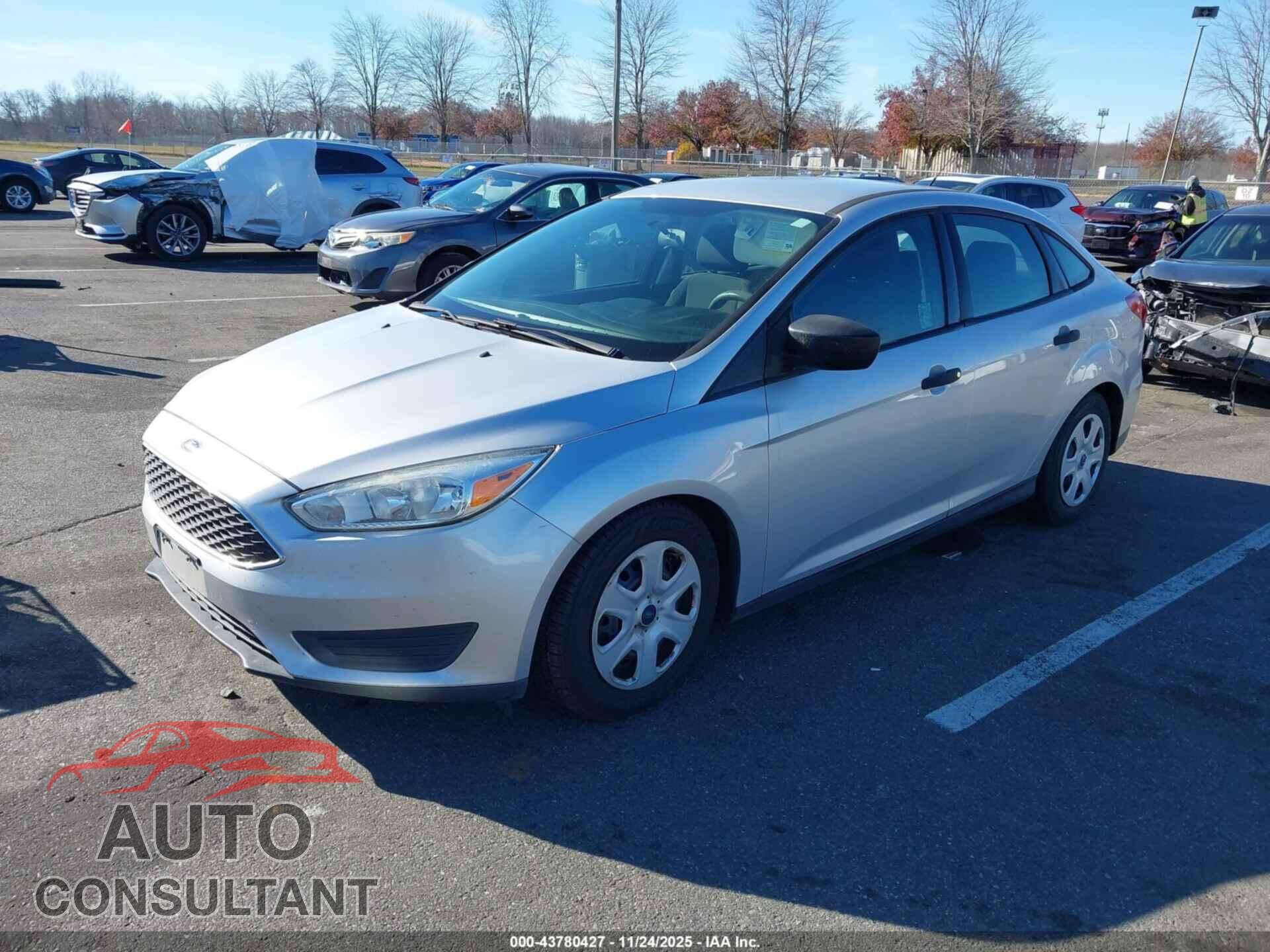 FORD FOCUS 2016 - 1FADP3E20GL405556