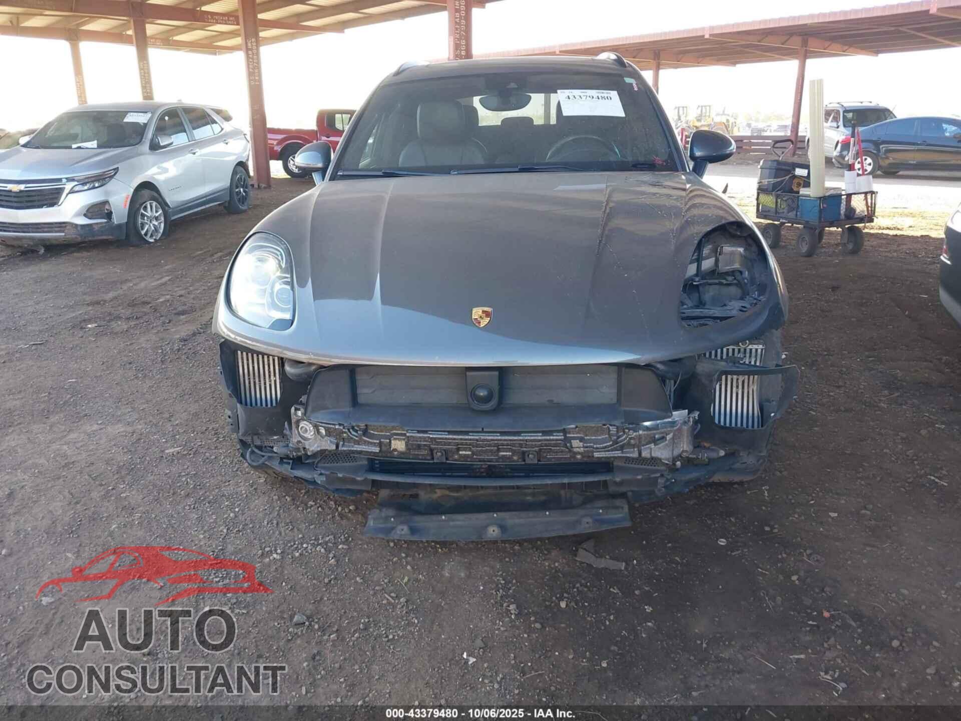 PORSCHE MACAN 2015 - WP1AB2A56FLB57090