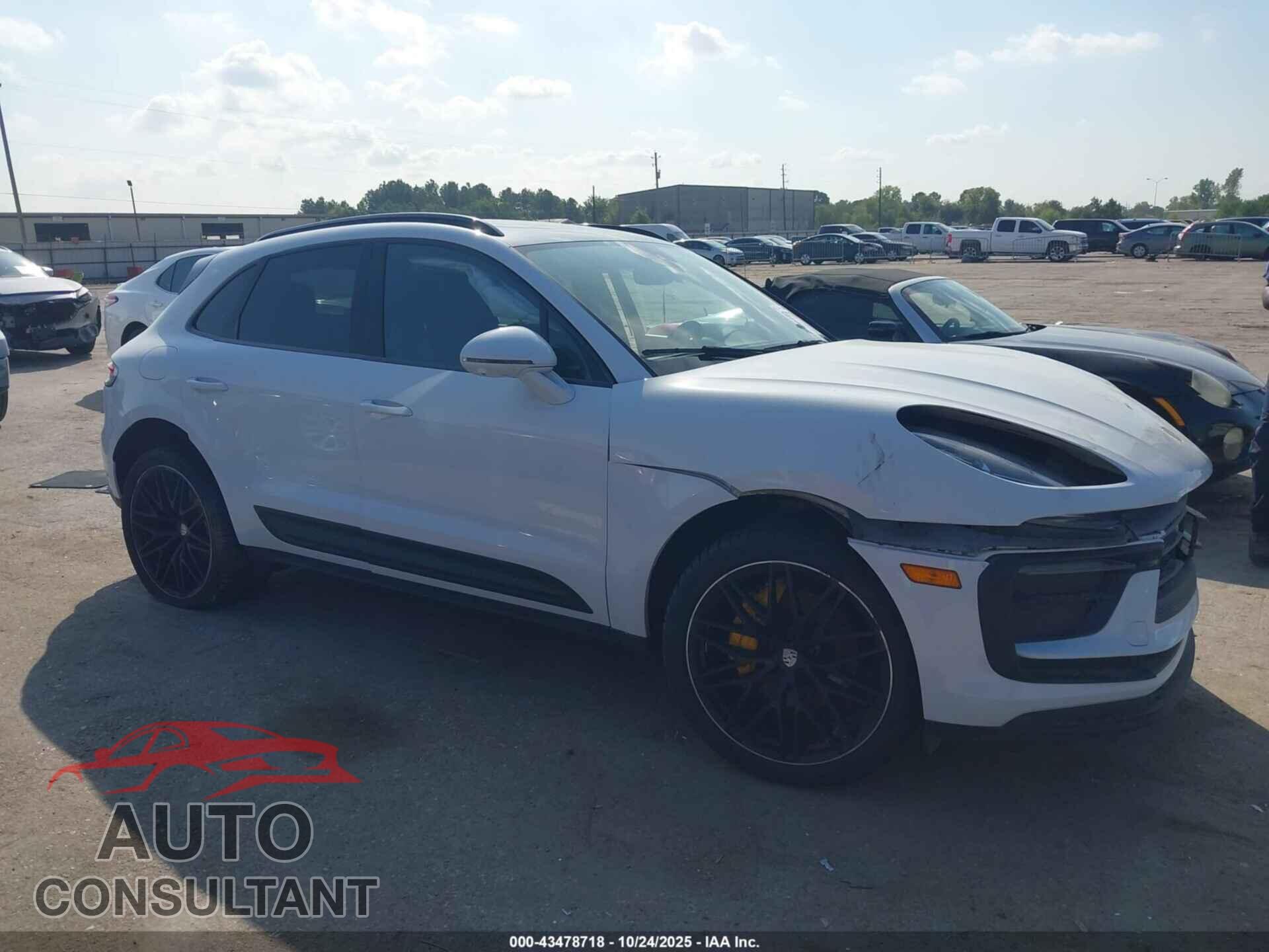 PORSCHE MACAN 2022 - WP1AA2A51NLB03505