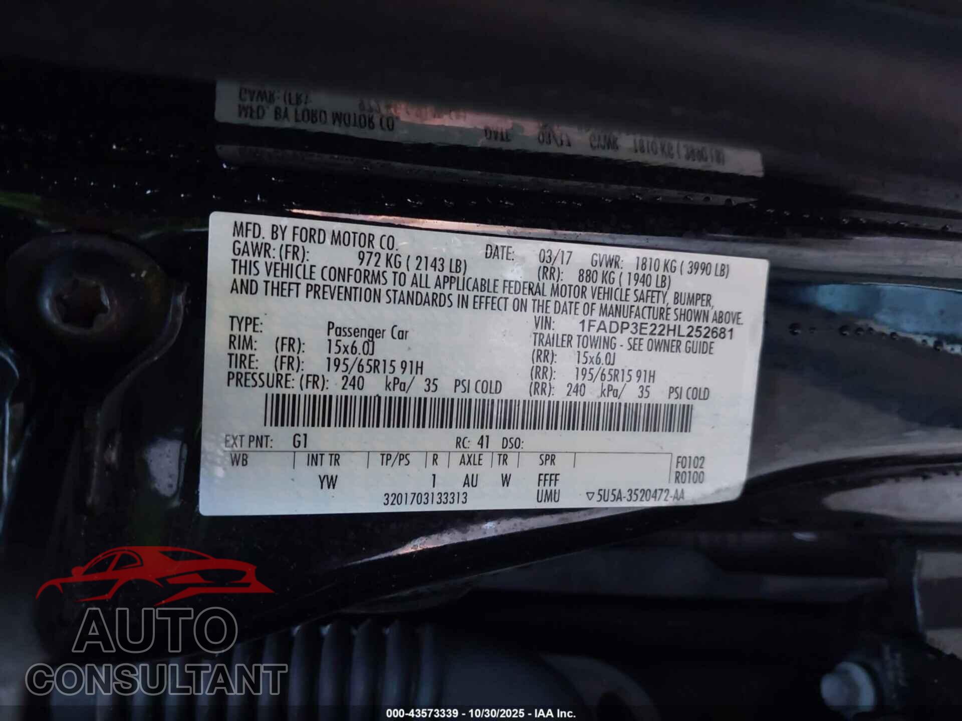 FORD FOCUS 2017 - 1FADP3E22HL252681