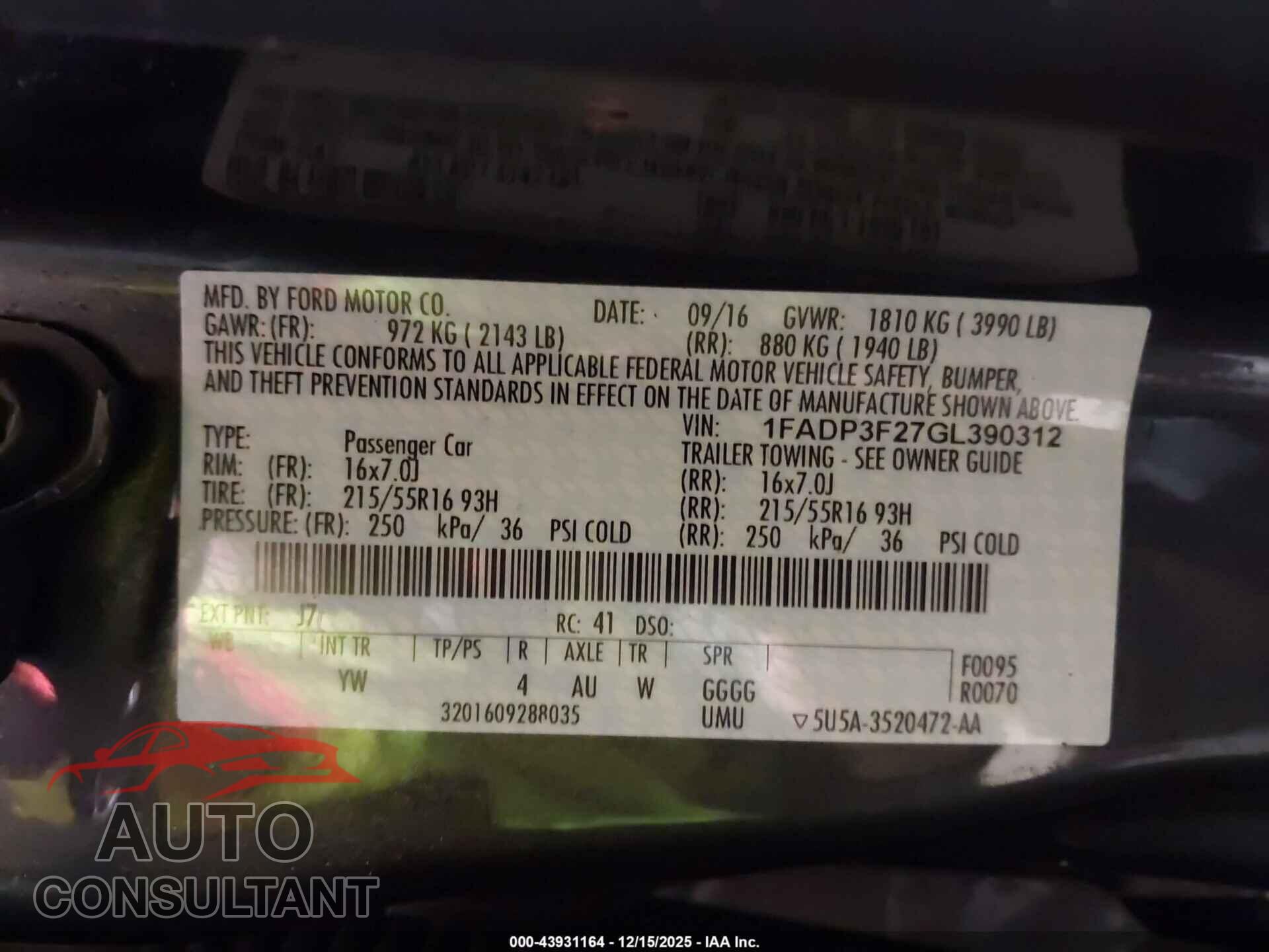 FORD FOCUS 2016 - 1FADP3F27GL390312