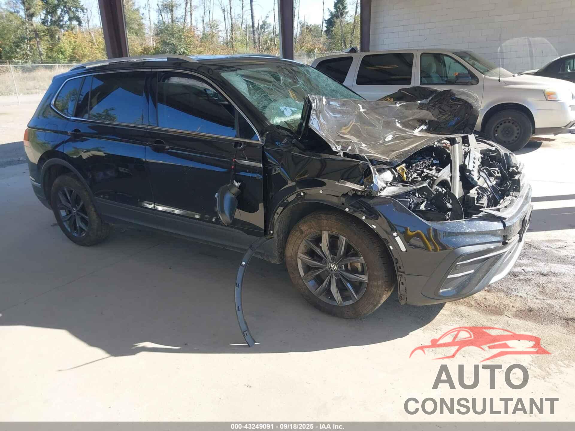 VOLKSWAGEN TIGUAN 2022 - 3VV2B7AX7NM094262