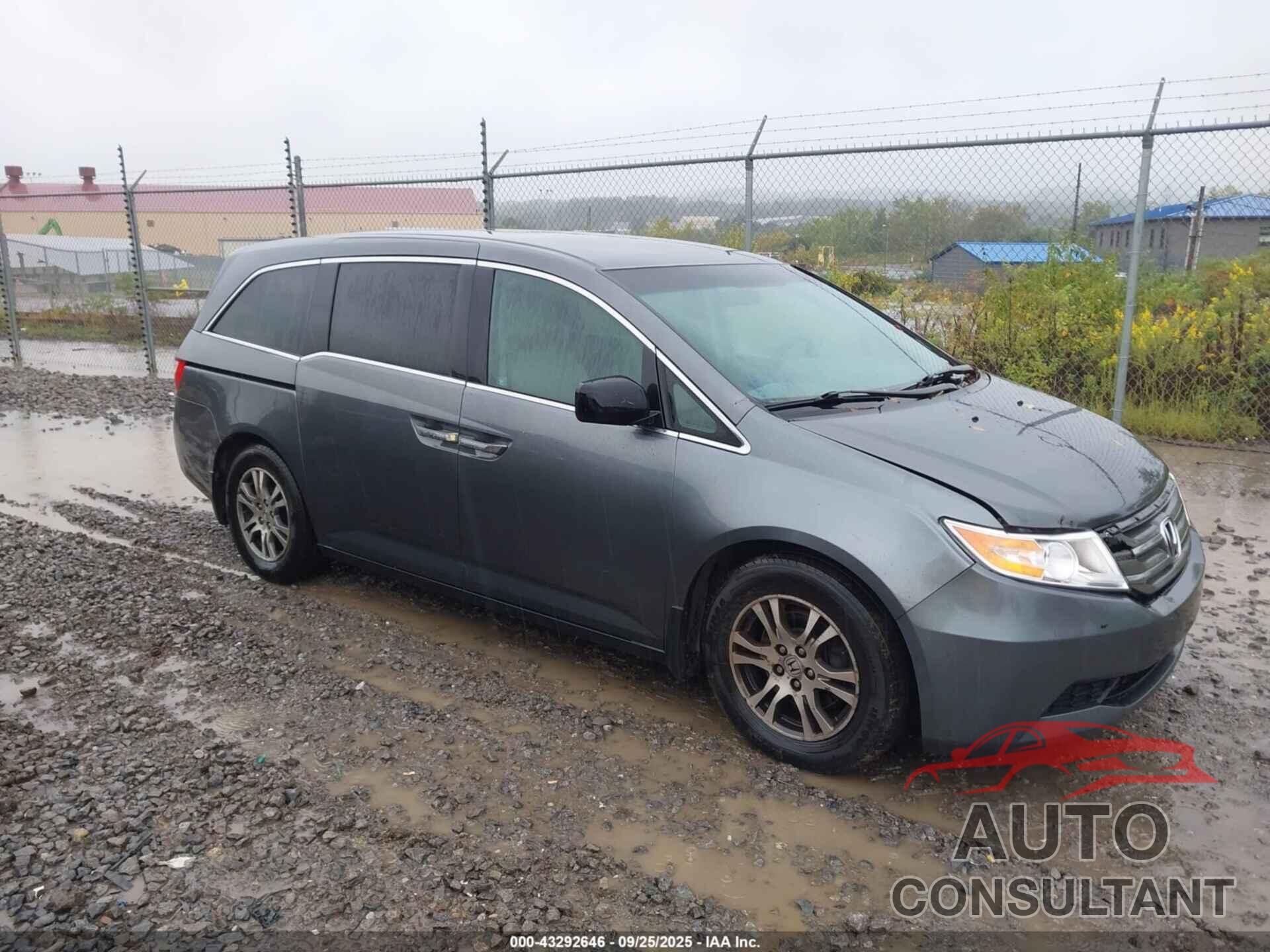HONDA ODYSSEY 2012 - 5FNRL5H49CB120002