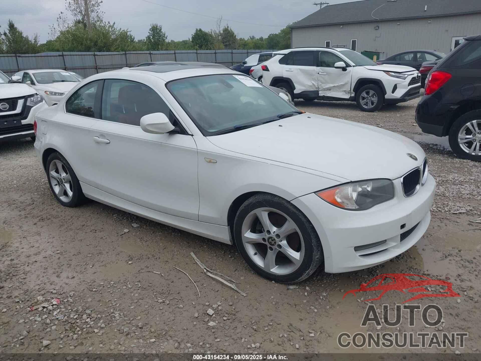 BMW 128I 2011 - WBAUP7C51BVP21749