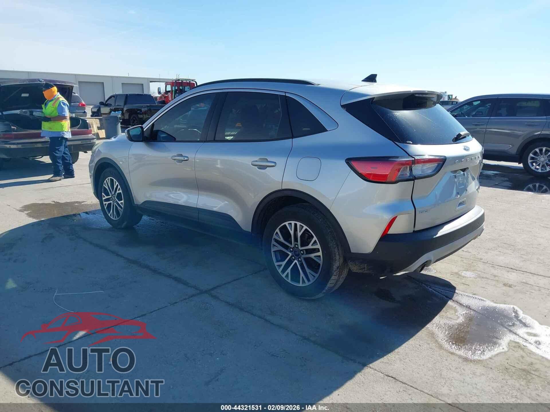 FORD ESCAPE 2020 - 1FMCU0H62LUA32662