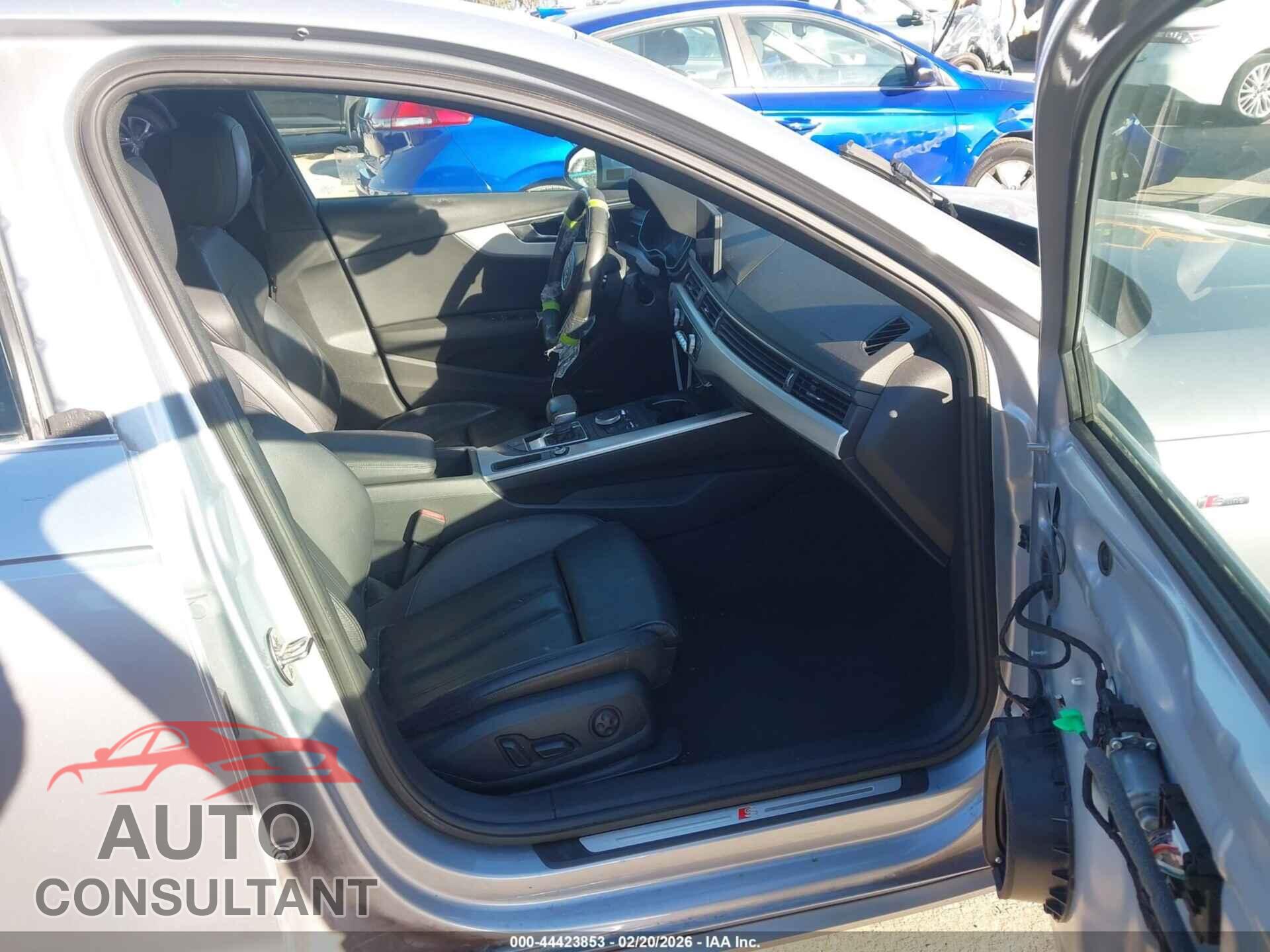 AUDI A4 2018 - WAULMAF48JA042054