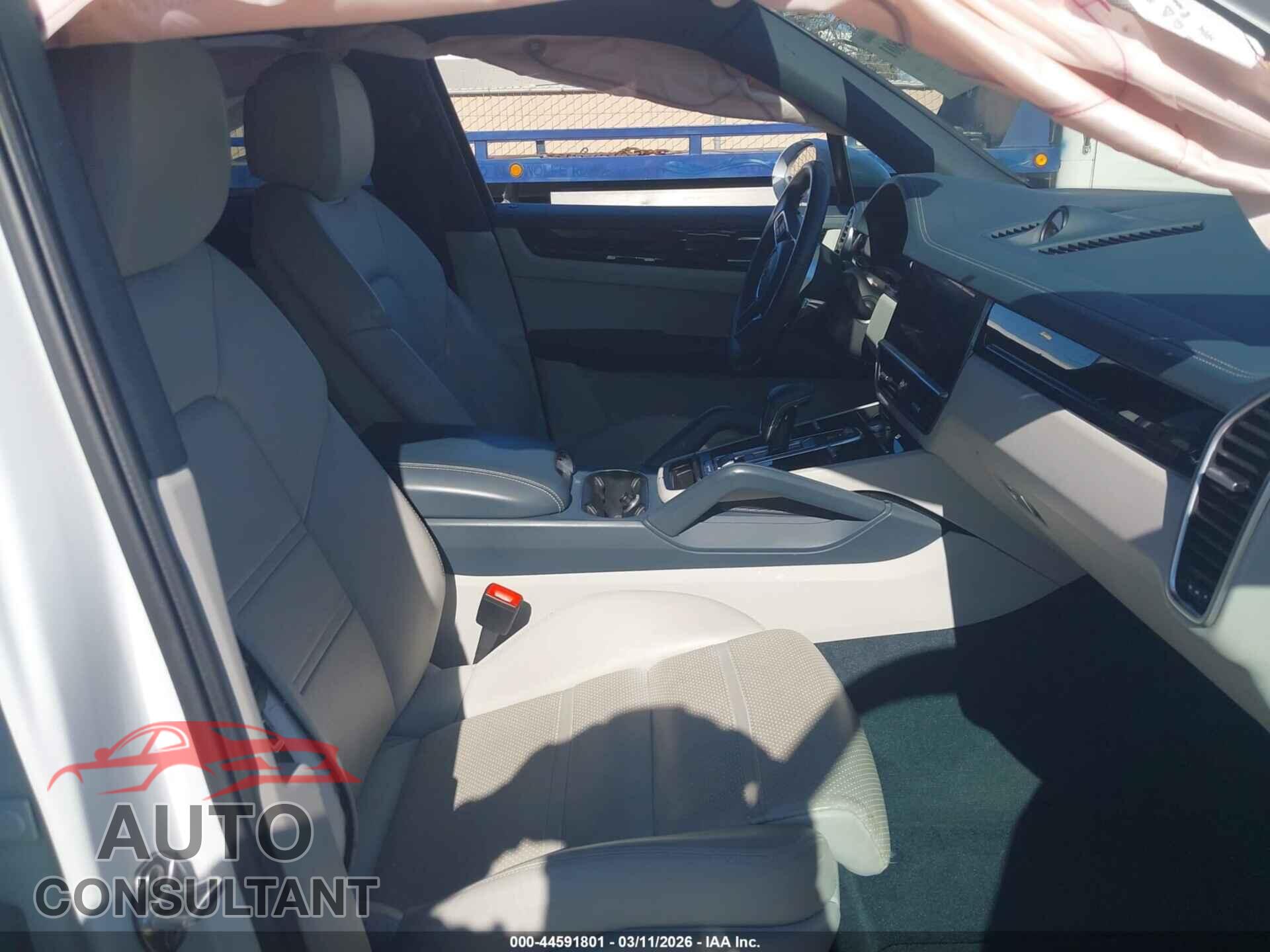 PORSCHE CAYENNE 2021 - WP1AA2AYXMDA02742