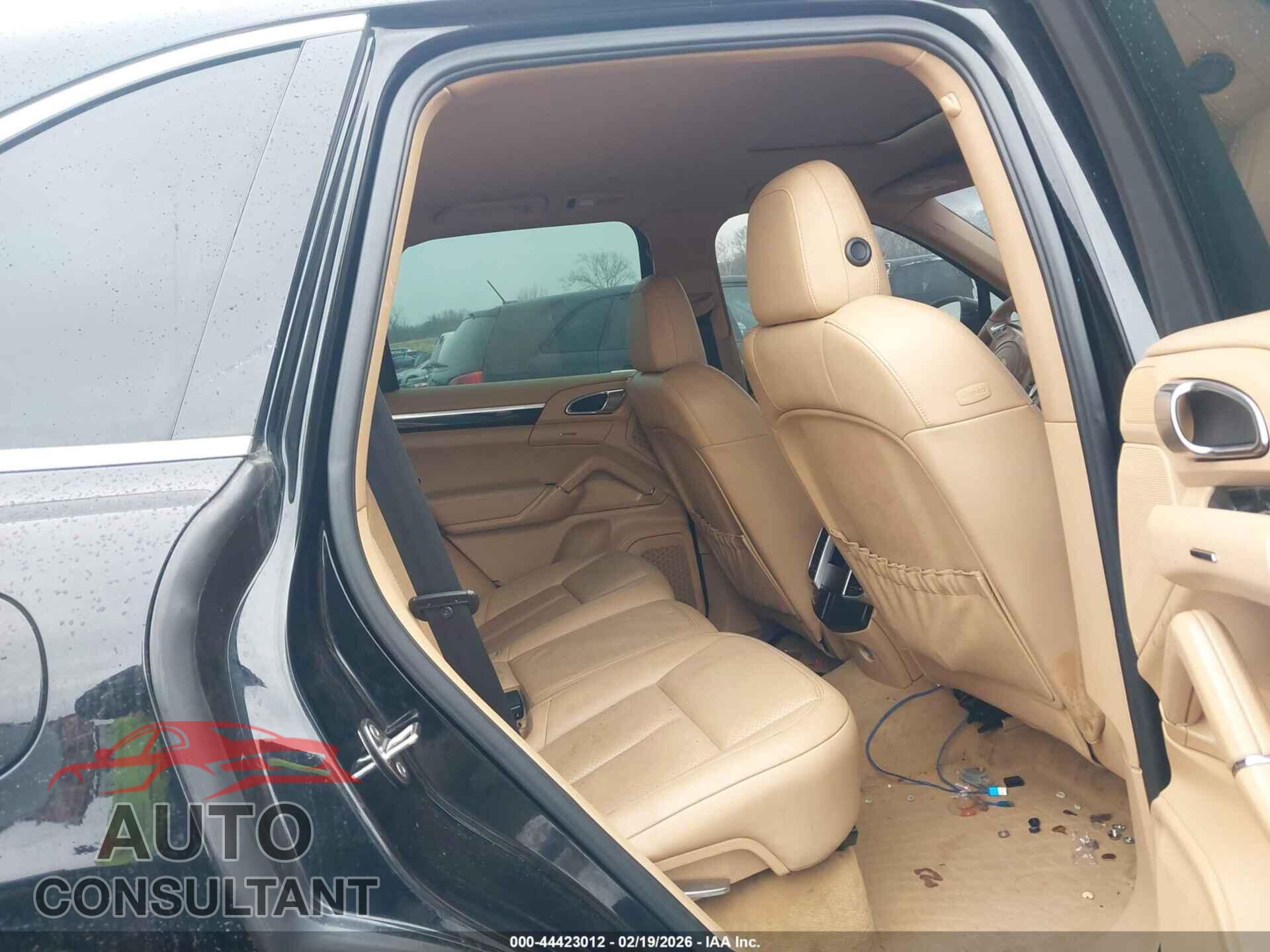 PORSCHE CAYENNE 2011 - WP1AA2A24BLA08664