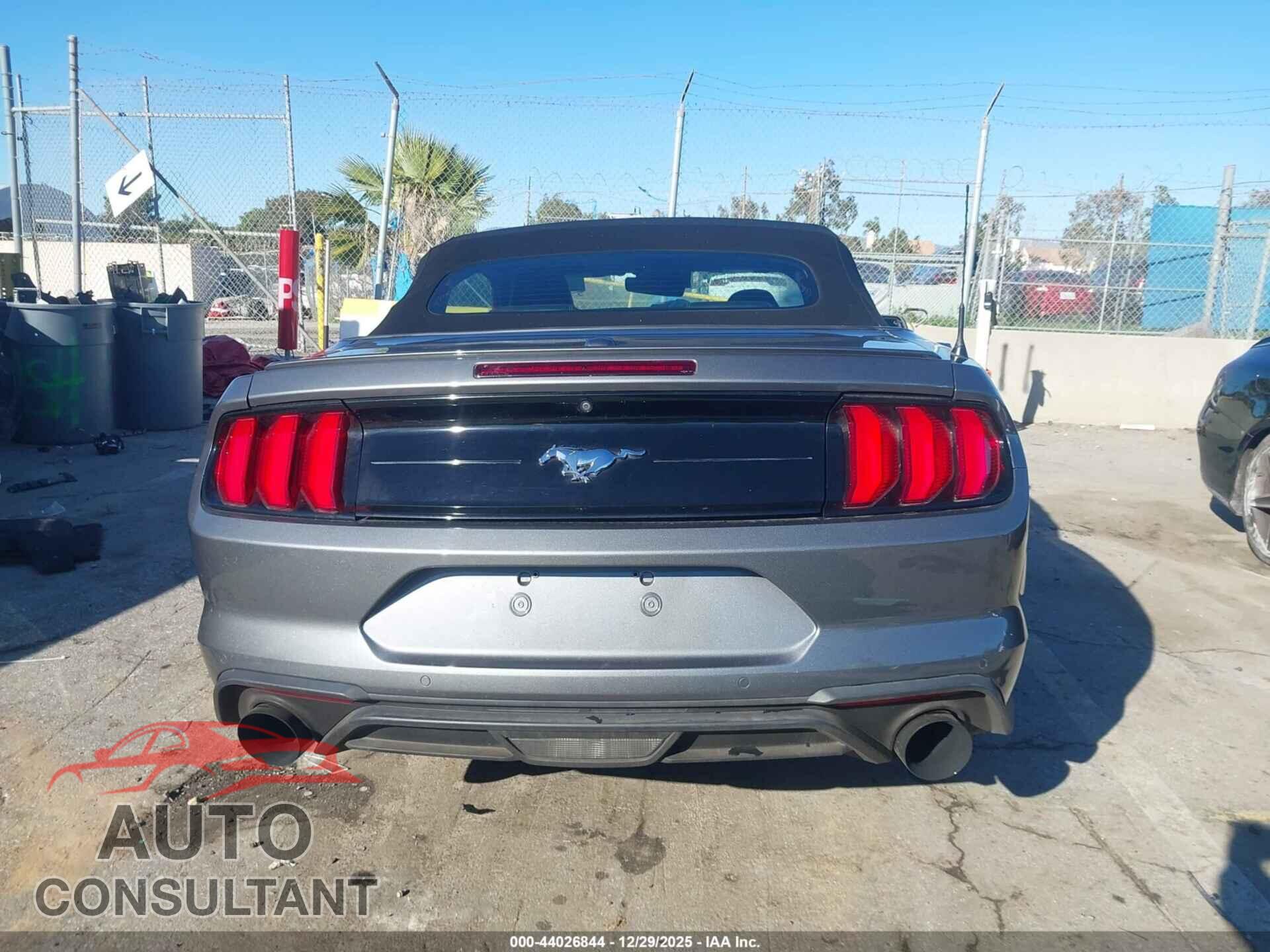 FORD MUSTANG 2022 - 1FATP8UH4N5115708