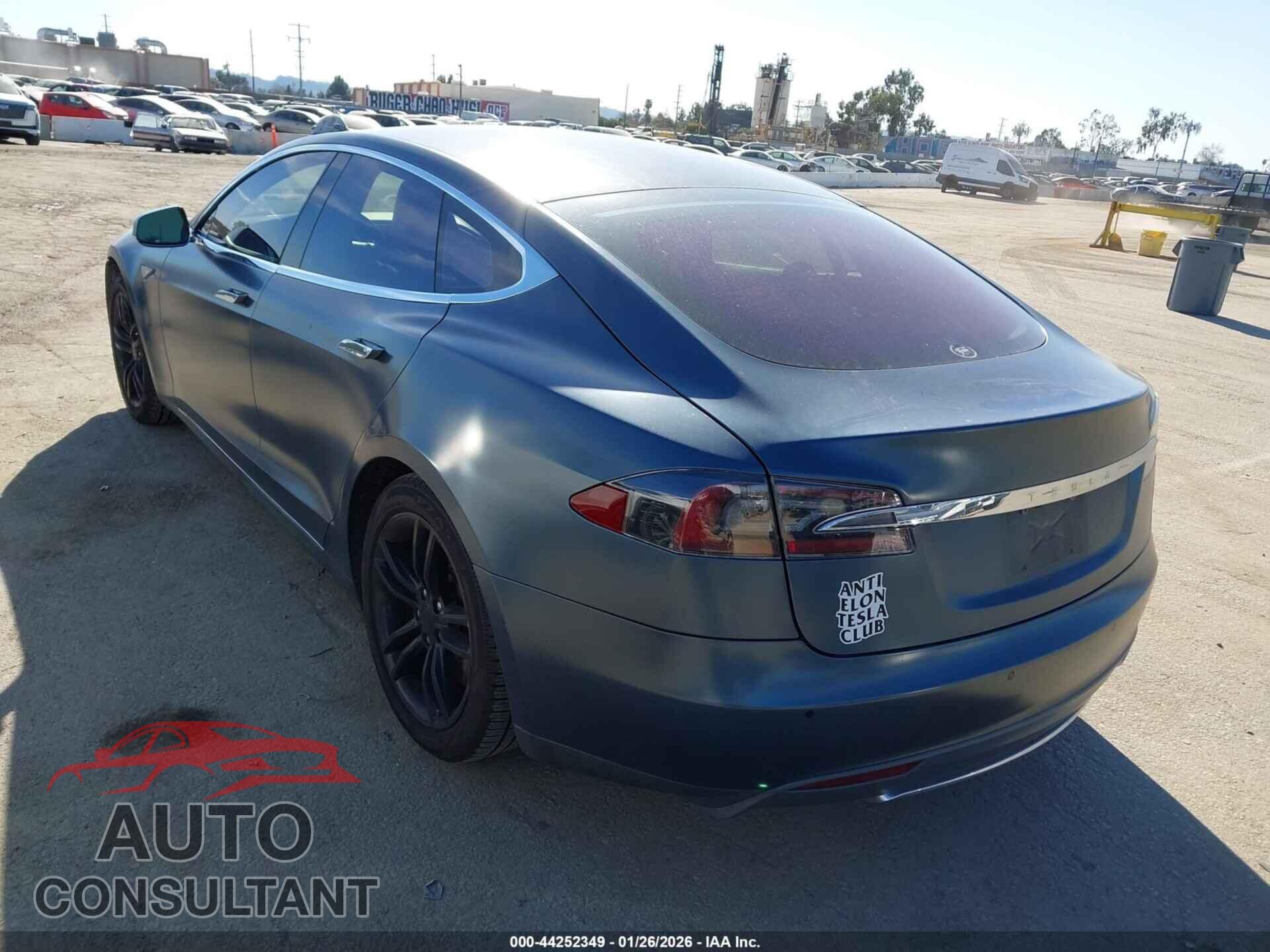 TESLA MODEL S 2014 - 5YJSA1H10EFP30525