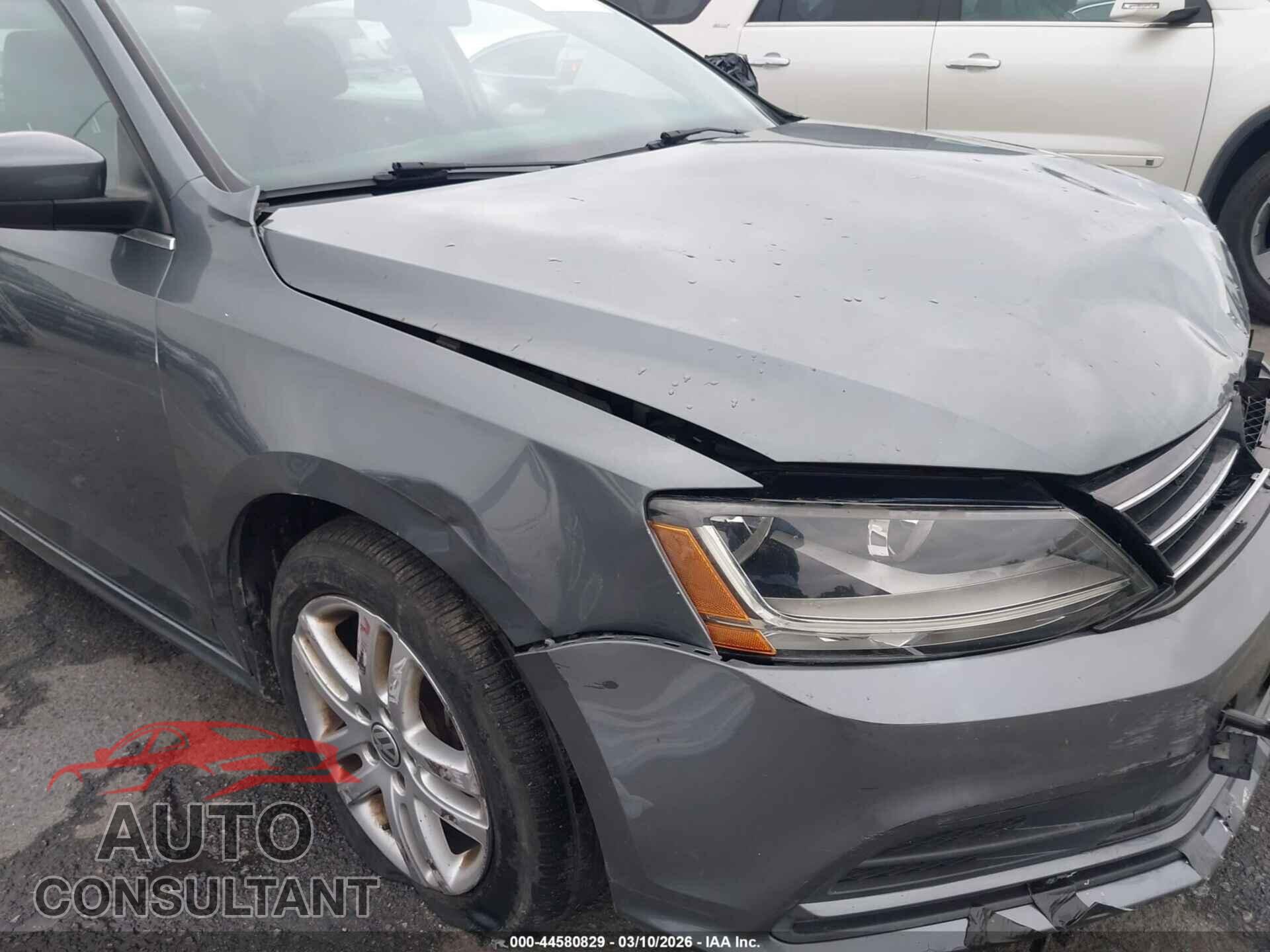 VOLKSWAGEN JETTA 2017 - 3VW2B7AJ9HM228698